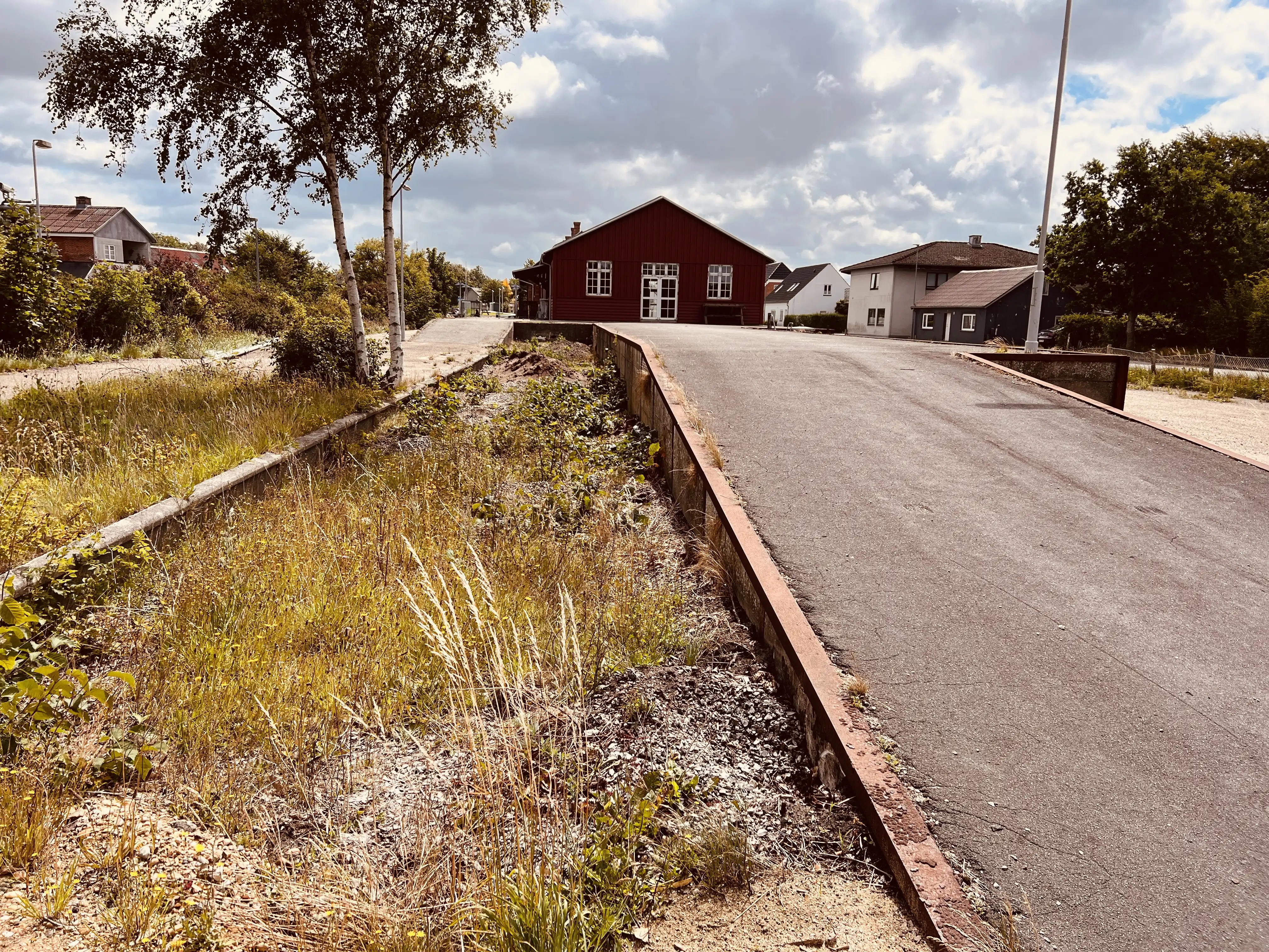 Billede af Tarm Stations varehus. Billede af Tarm Stations varehus.