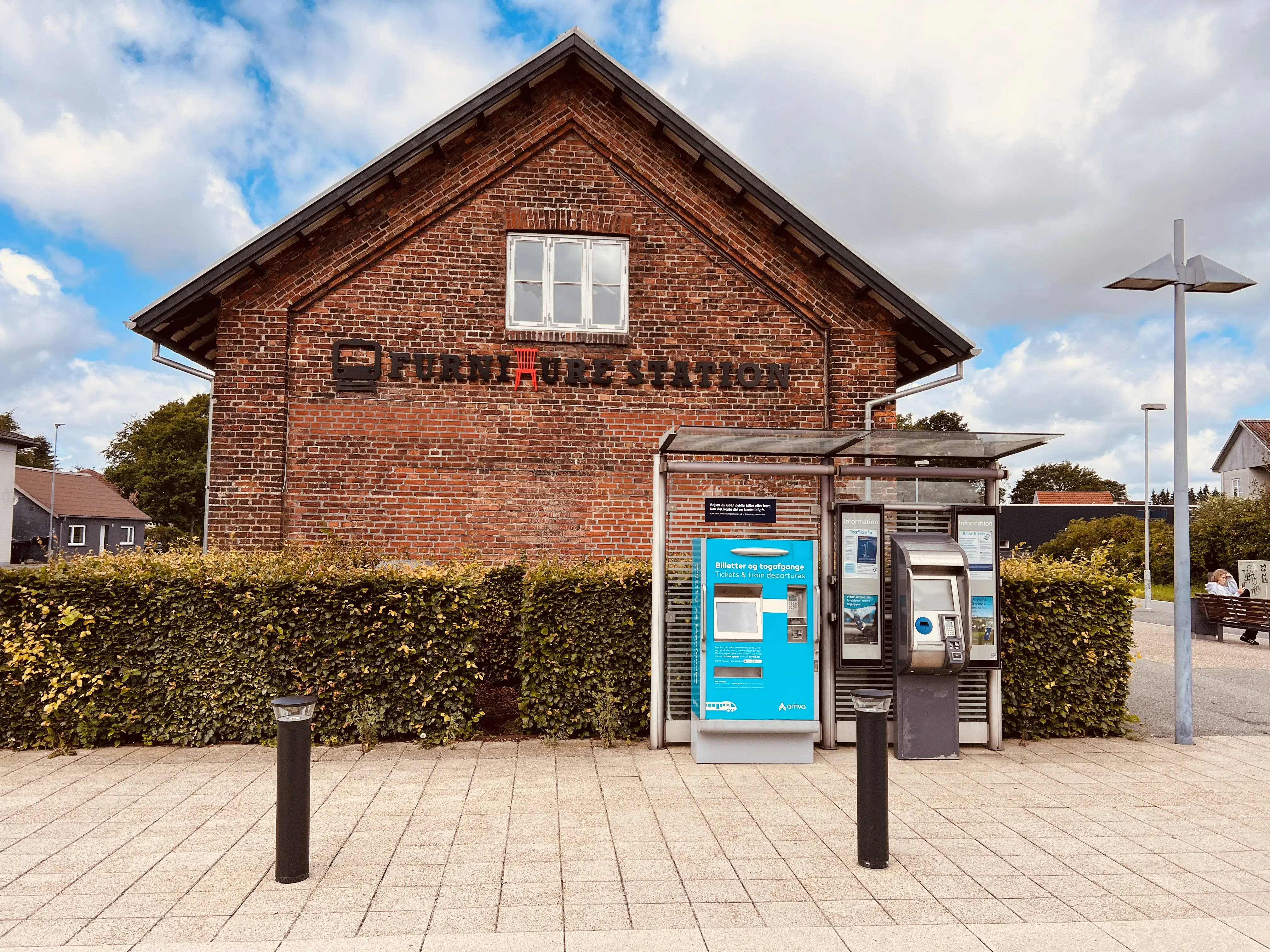 Billede af Tarm Station. Billede af Tarm Station.