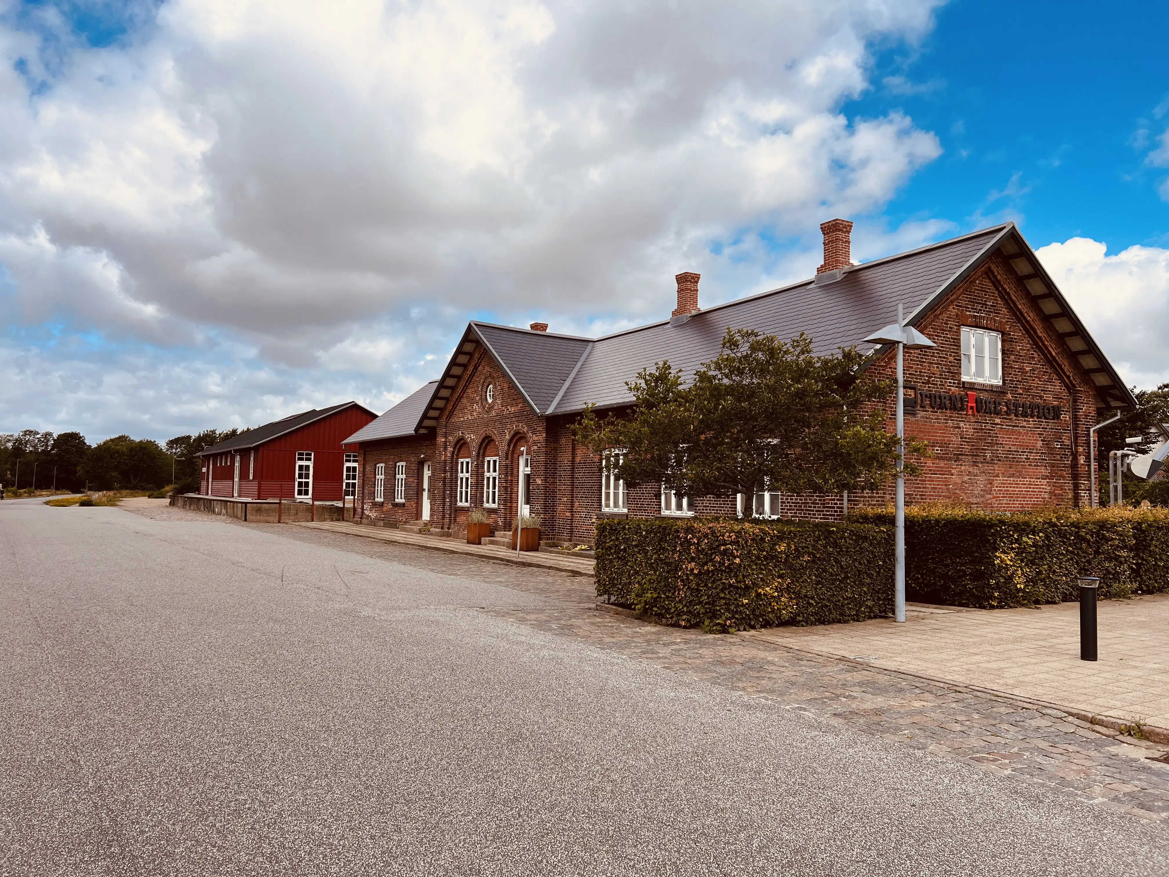 Billede af Tarm Station. Billede af Tarm Station.