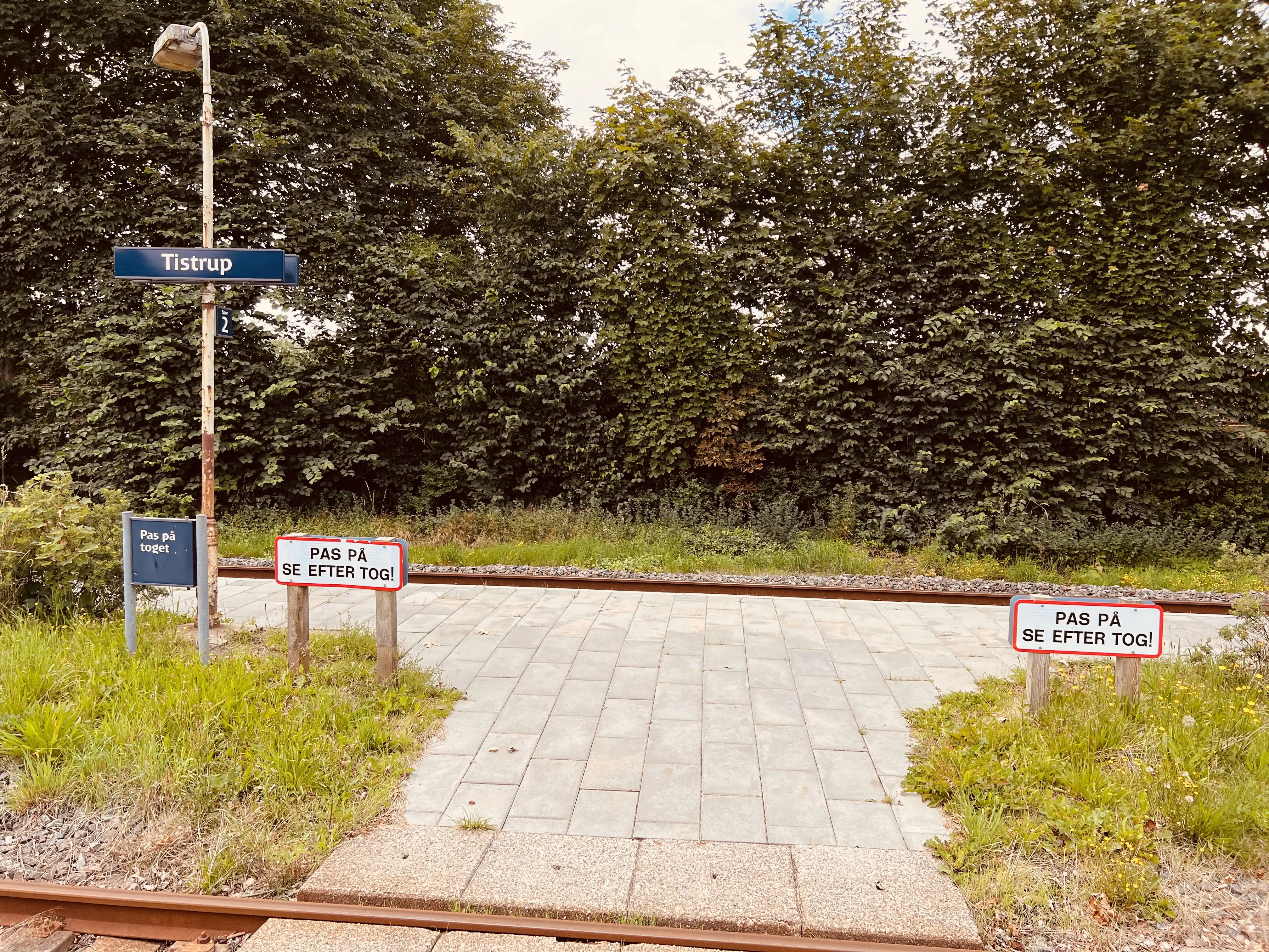 Billede af Tistrup Trinbræt. Billede af Tistrup Trinbræt.