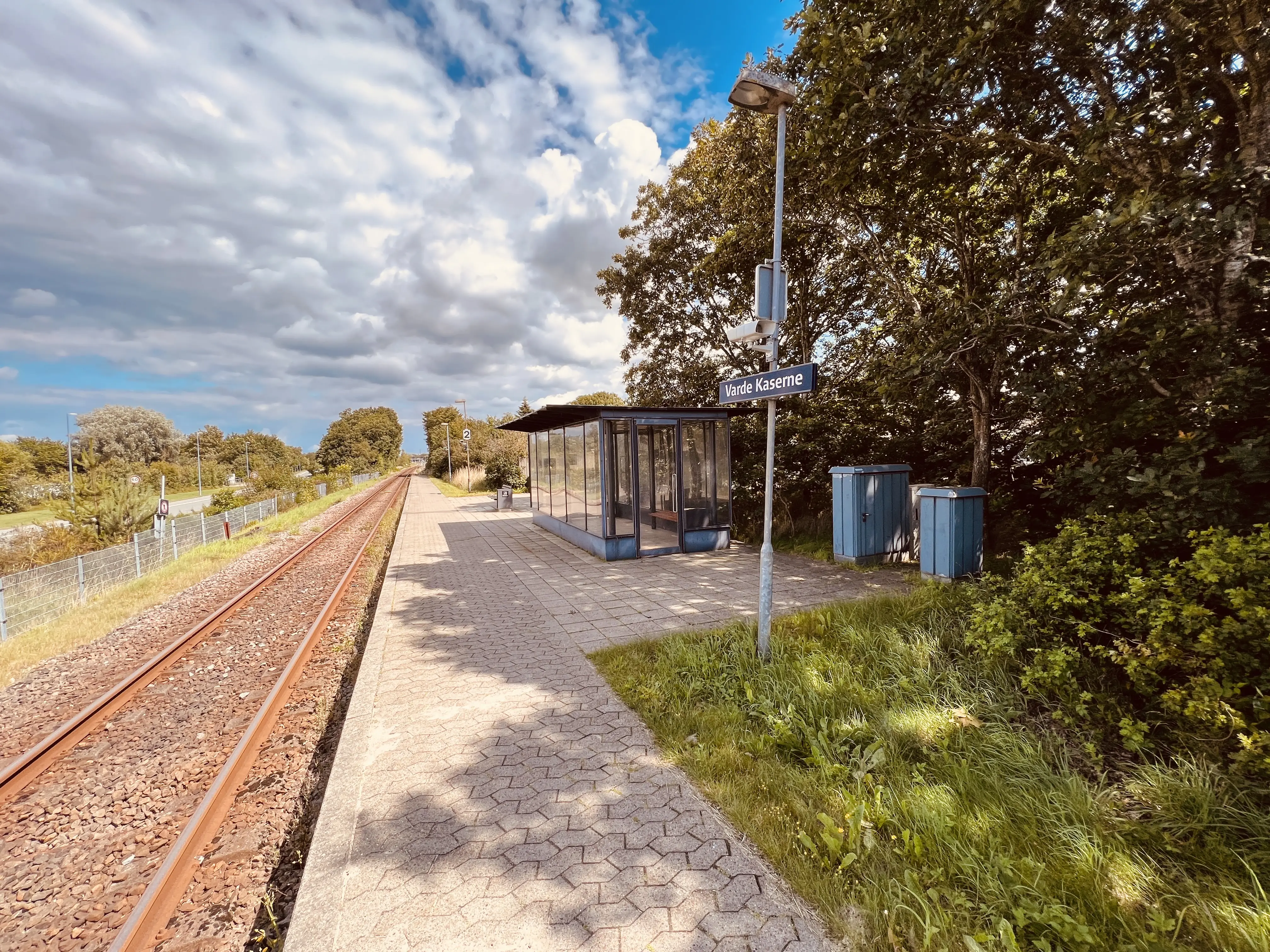 Billede af Varde Kaserne Trinbræt. Billede af Varde Kaserne Trinbræt.