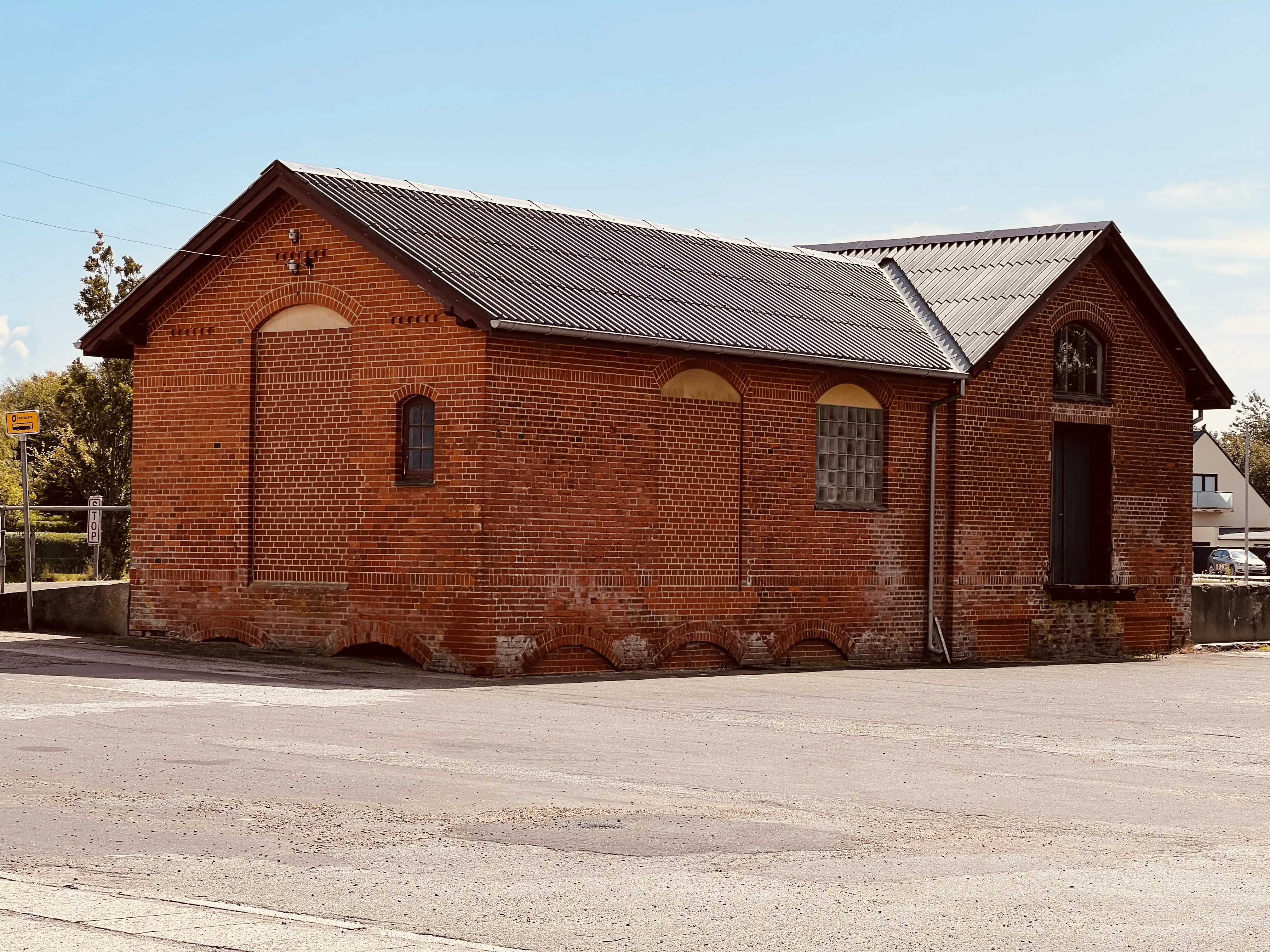 Billede af Oksbøl Stations varehus. Billede af Oksbøl Stations varehus.
