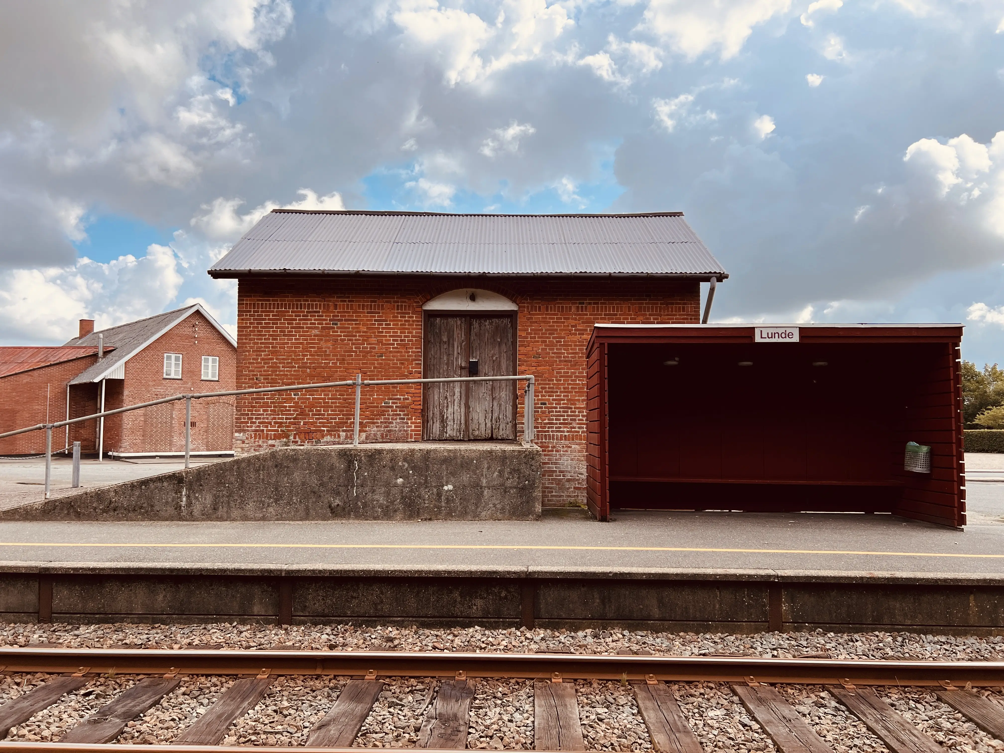 Billede af Lunde J Stations varehus.