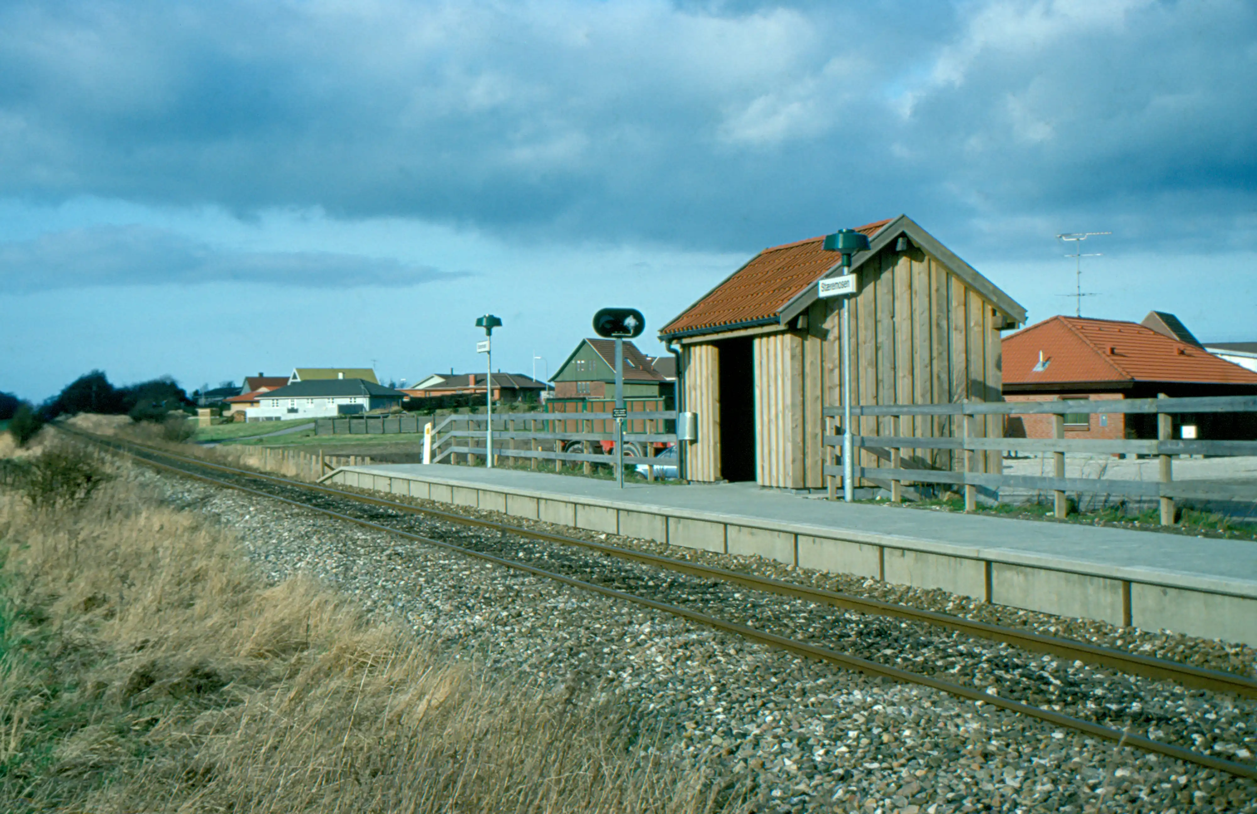 Billede af Stæremosen Trinbræt. Billede af Stæremosen Trinbræt.