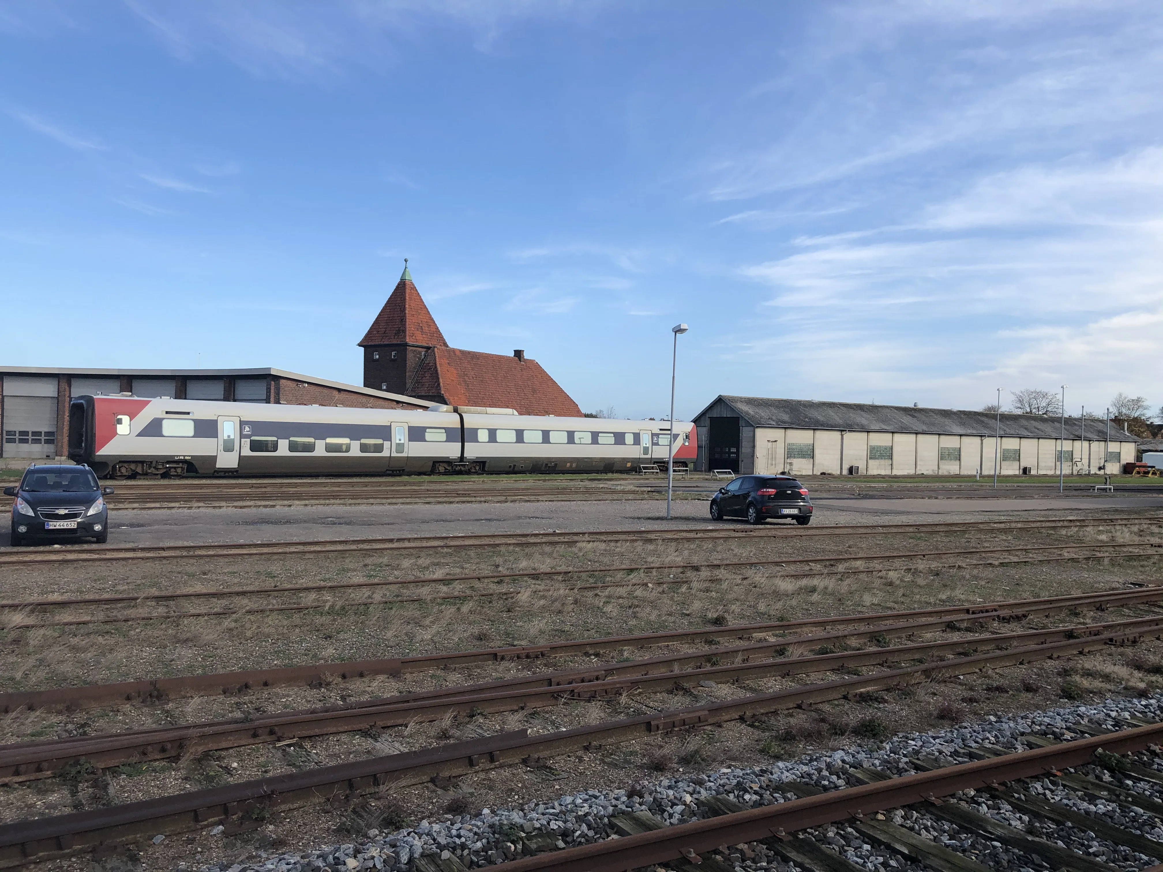 Billede af LT FS 1144, tidligere GDS-HFHJ FS 1144 - fotograferet ud for Nakskov Station. Billede af LT FS 1144, tidligere GDS-HFHJ FS 1144 - fotograferet ud for Nakskov Station.