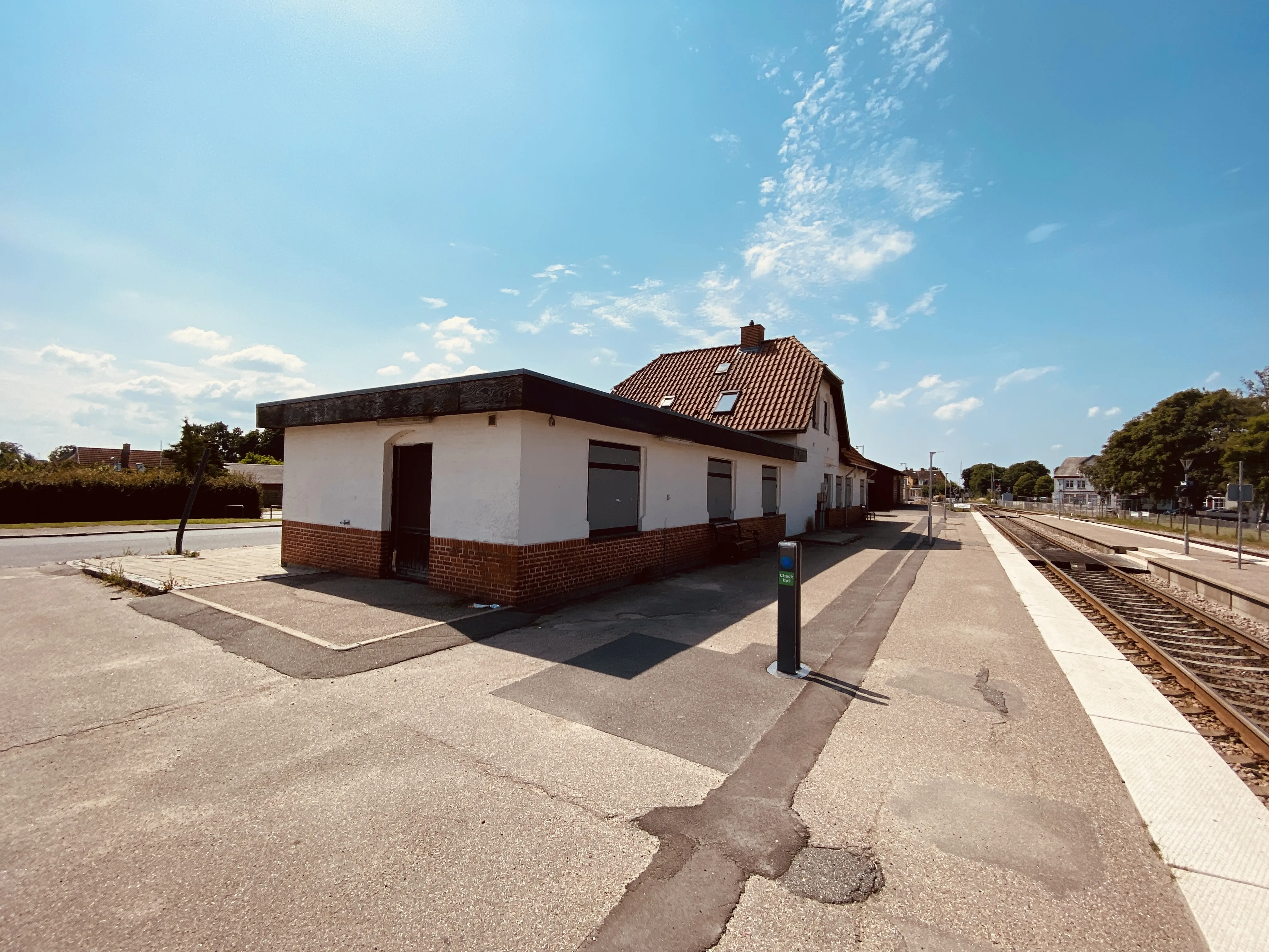 Billede af Stenlille Station set fra sporsiden.