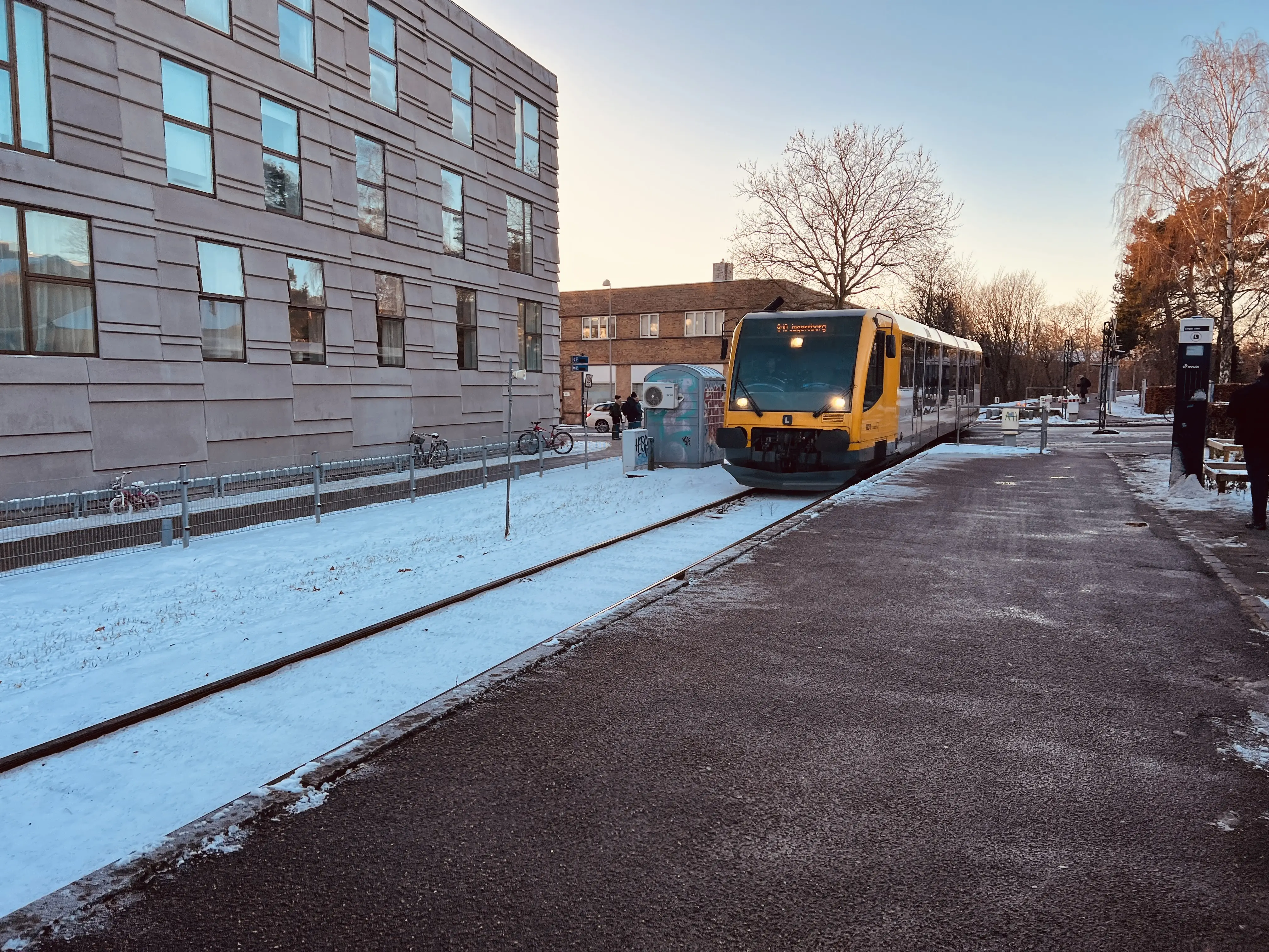 Billede af LT Lm 22, tidligere LNJ Lm 22 fotograferet ud for Lyngby Lokal Station. Billede af LT Lm 22, tidligere LNJ Lm 22 fotograferet ud for Lyngby Lokal Station.