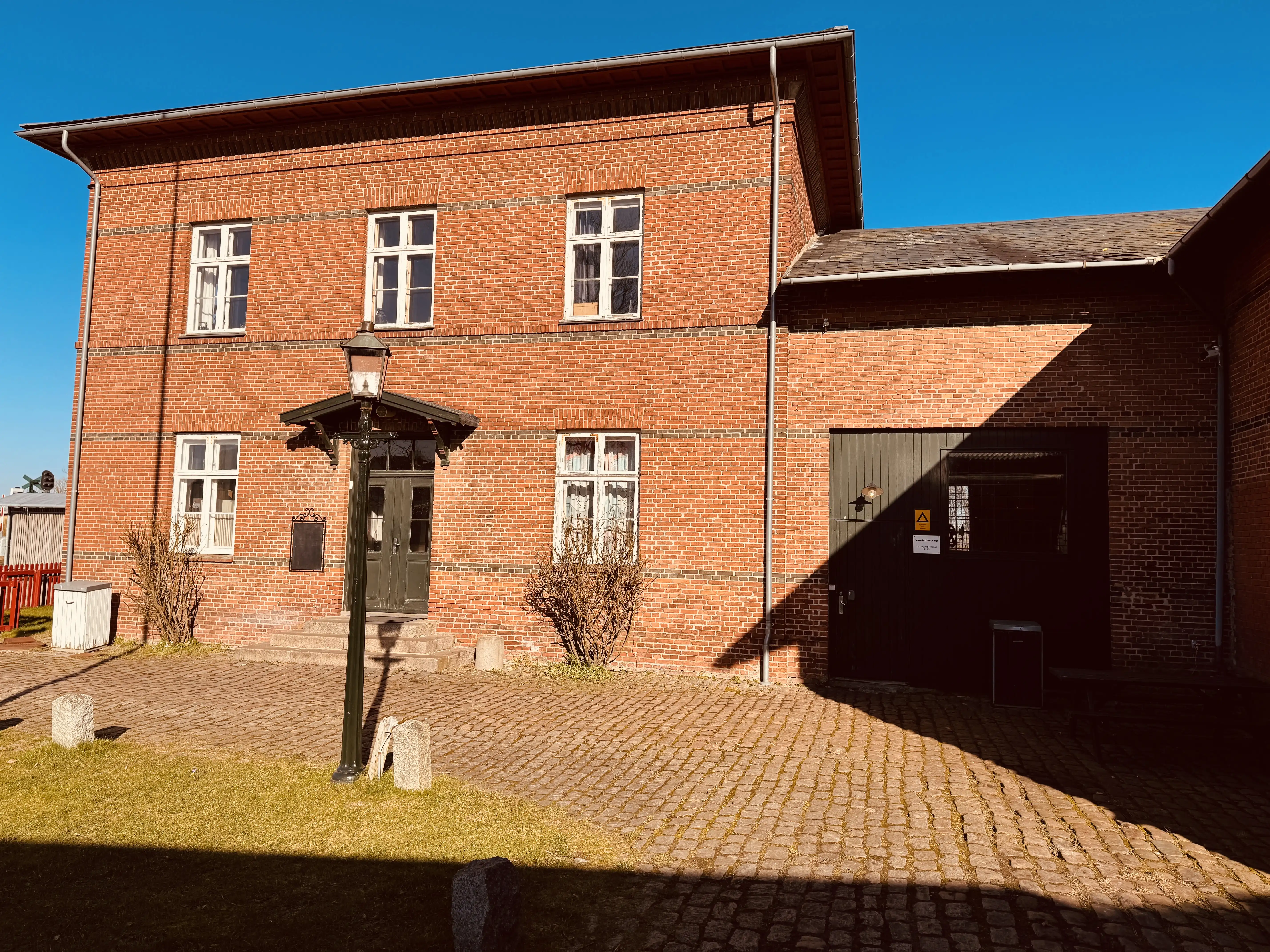 Billede af Græsted Station. Billede af Græsted Station.