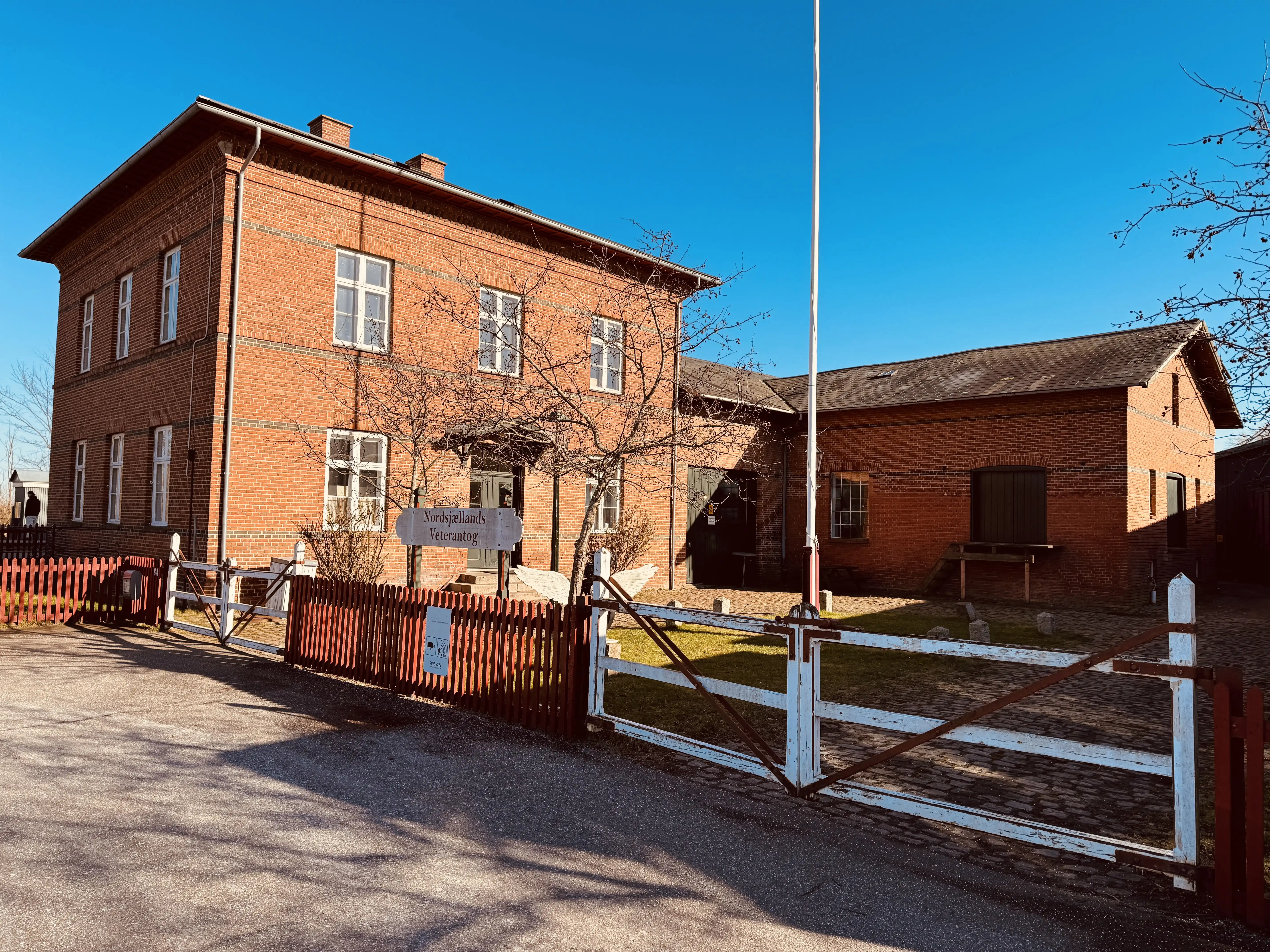 Billede af Græsted Station. Billede af Græsted Station.