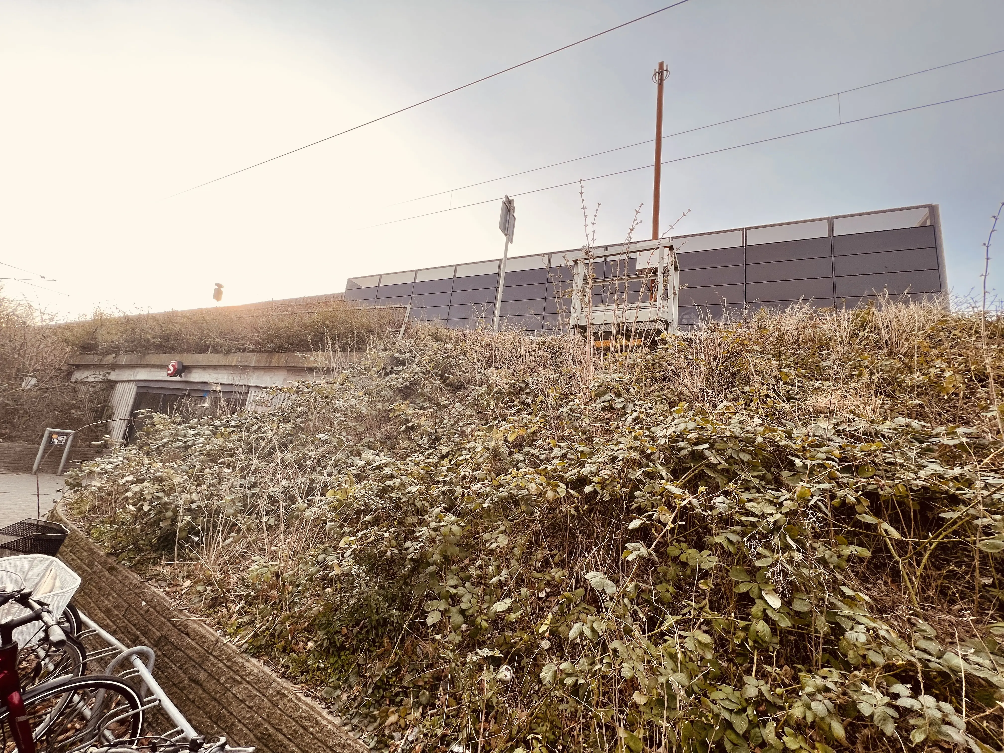 Billede af Friheden S-togstrinbræt.