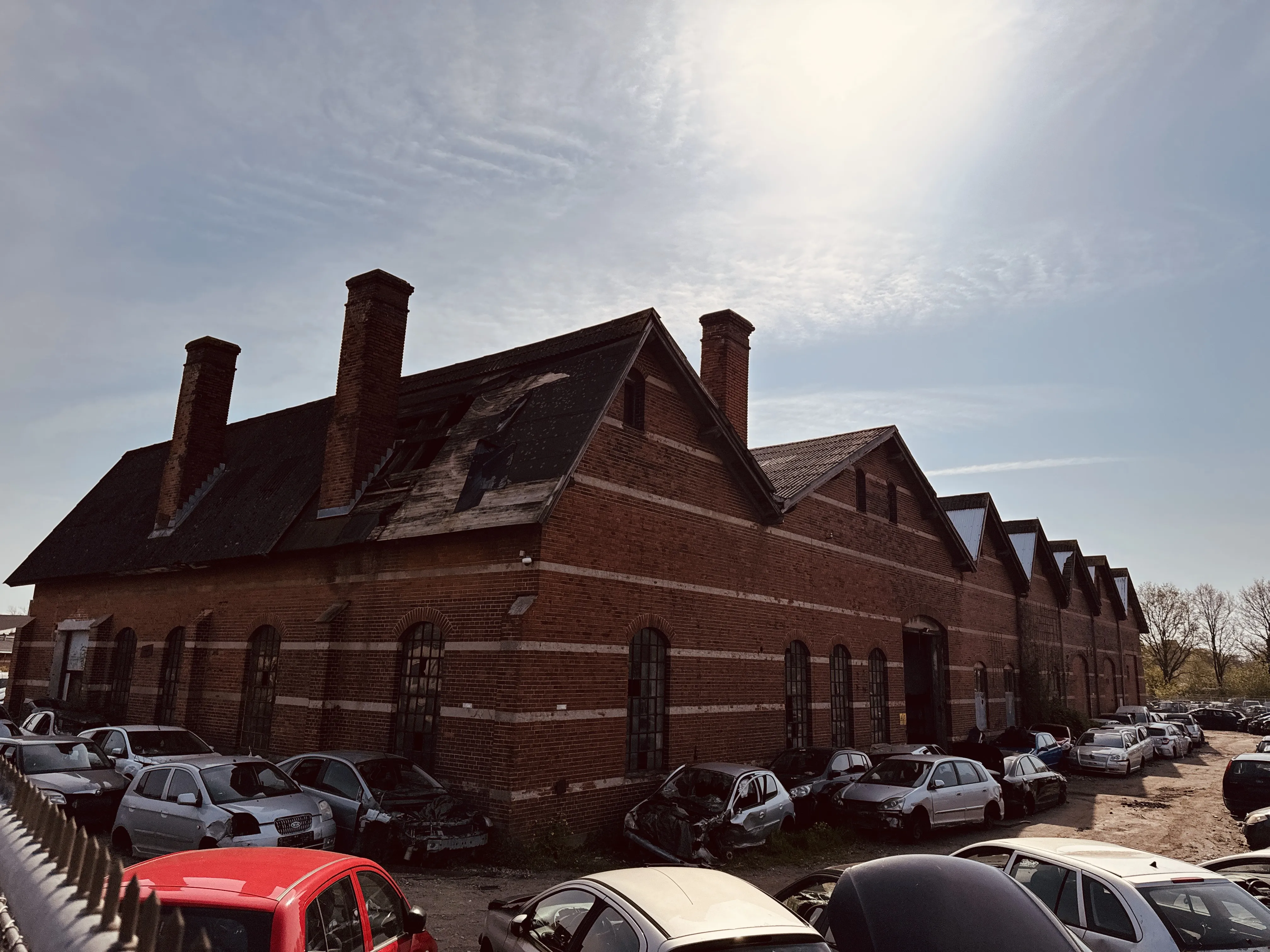 Billede af Odense Sydbanegårds remise og værksteder. Billede af Odense Sydbanegårds remise og værksteder.