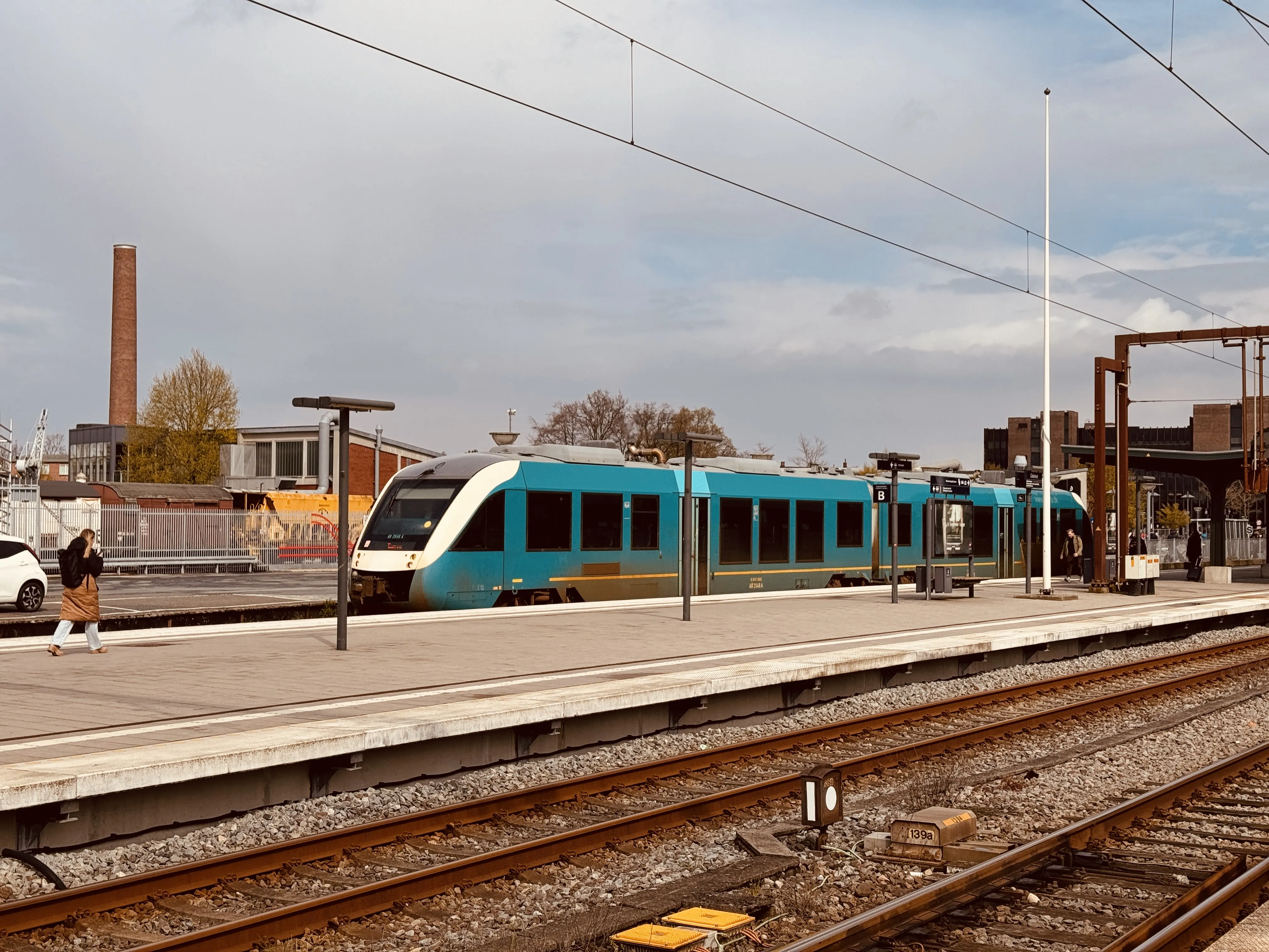 Billede af ARRIVA AR 2048 fotograferet ud for Odense Banegård Center. Billede af ARRIVA AR 2048 fotograferet ud for Odense Banegård Center.
