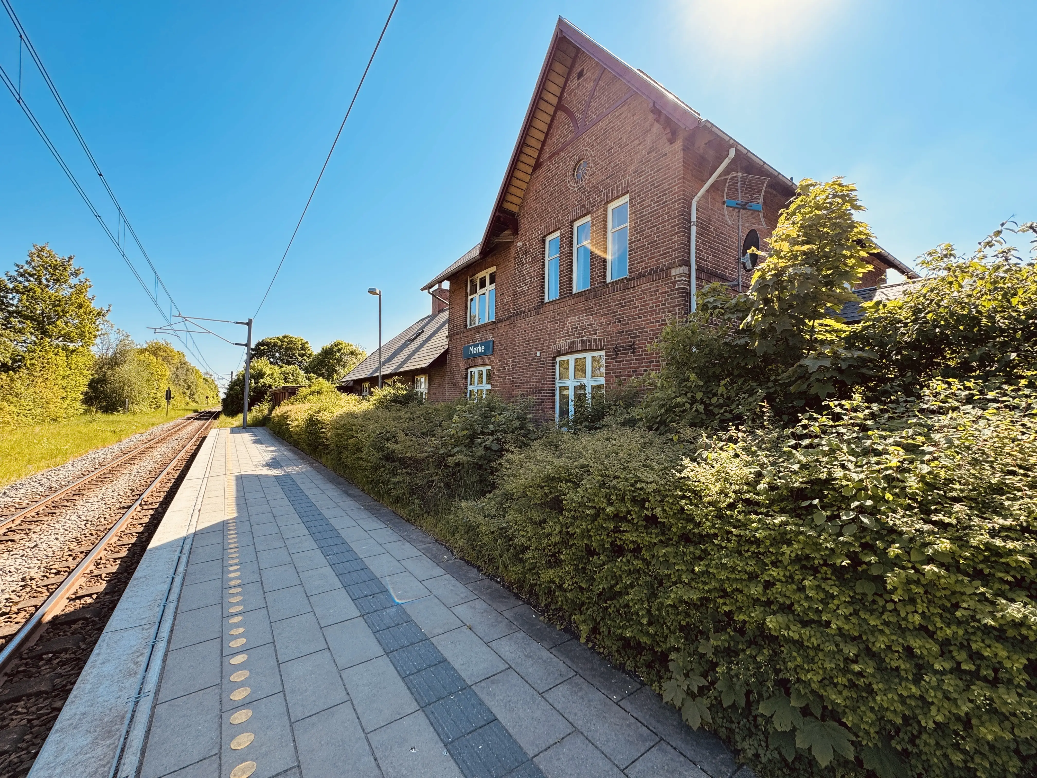 Billede af Mørke Letbanestation.