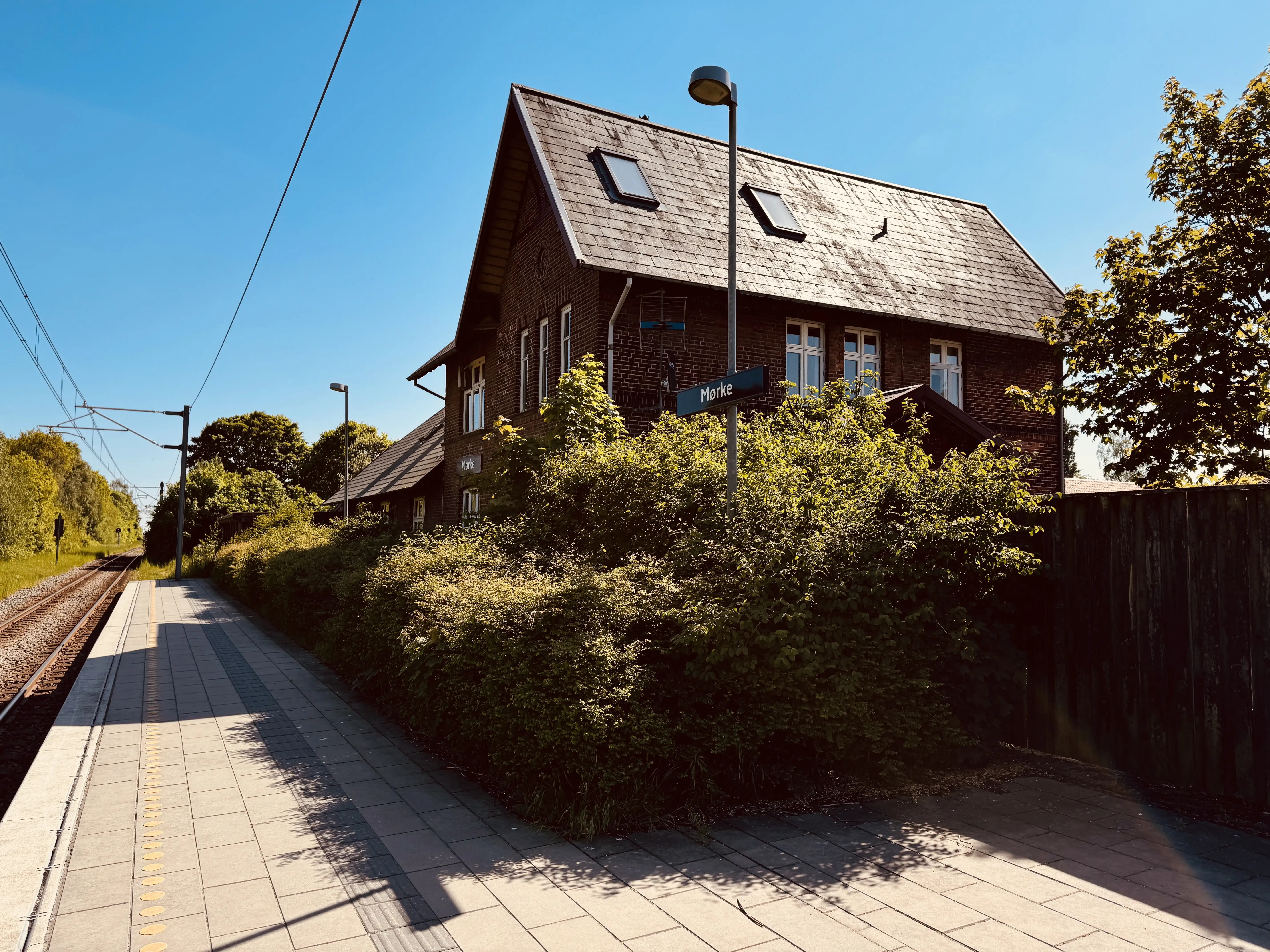 Billede af Mørke Letbanestation.