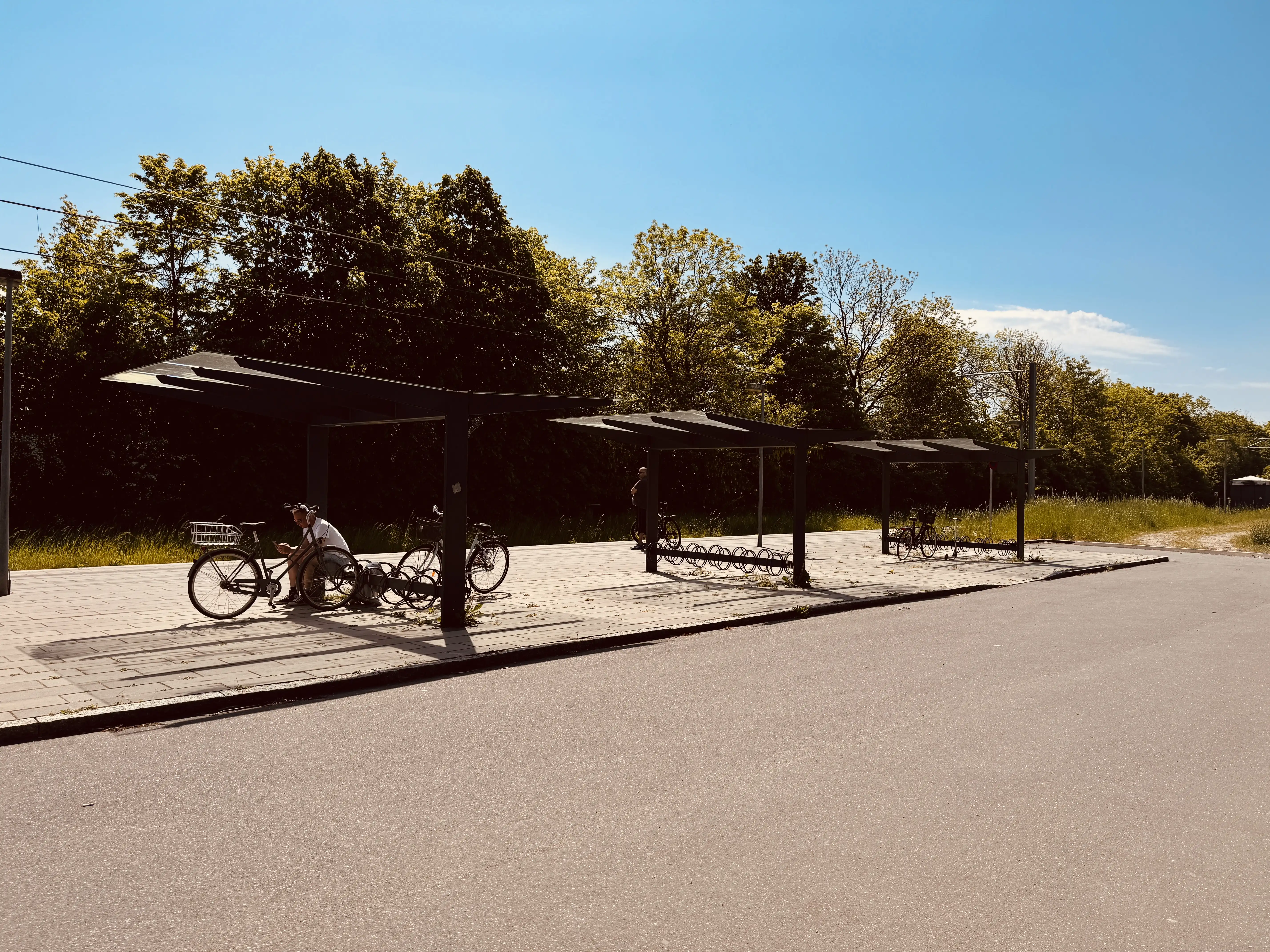 Billede af Løgten Letbanestation.