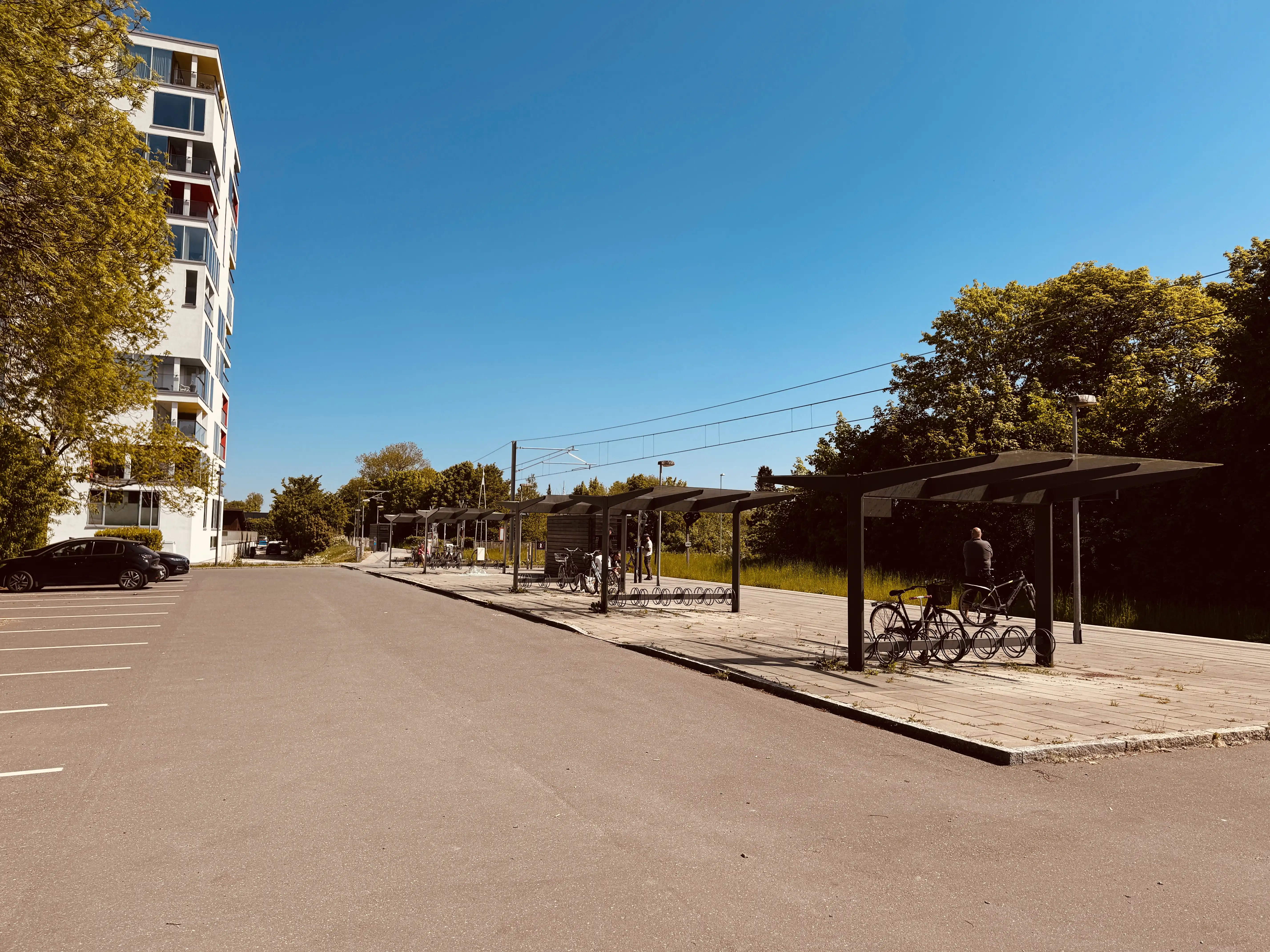 Billede af Løgten Letbanestation.