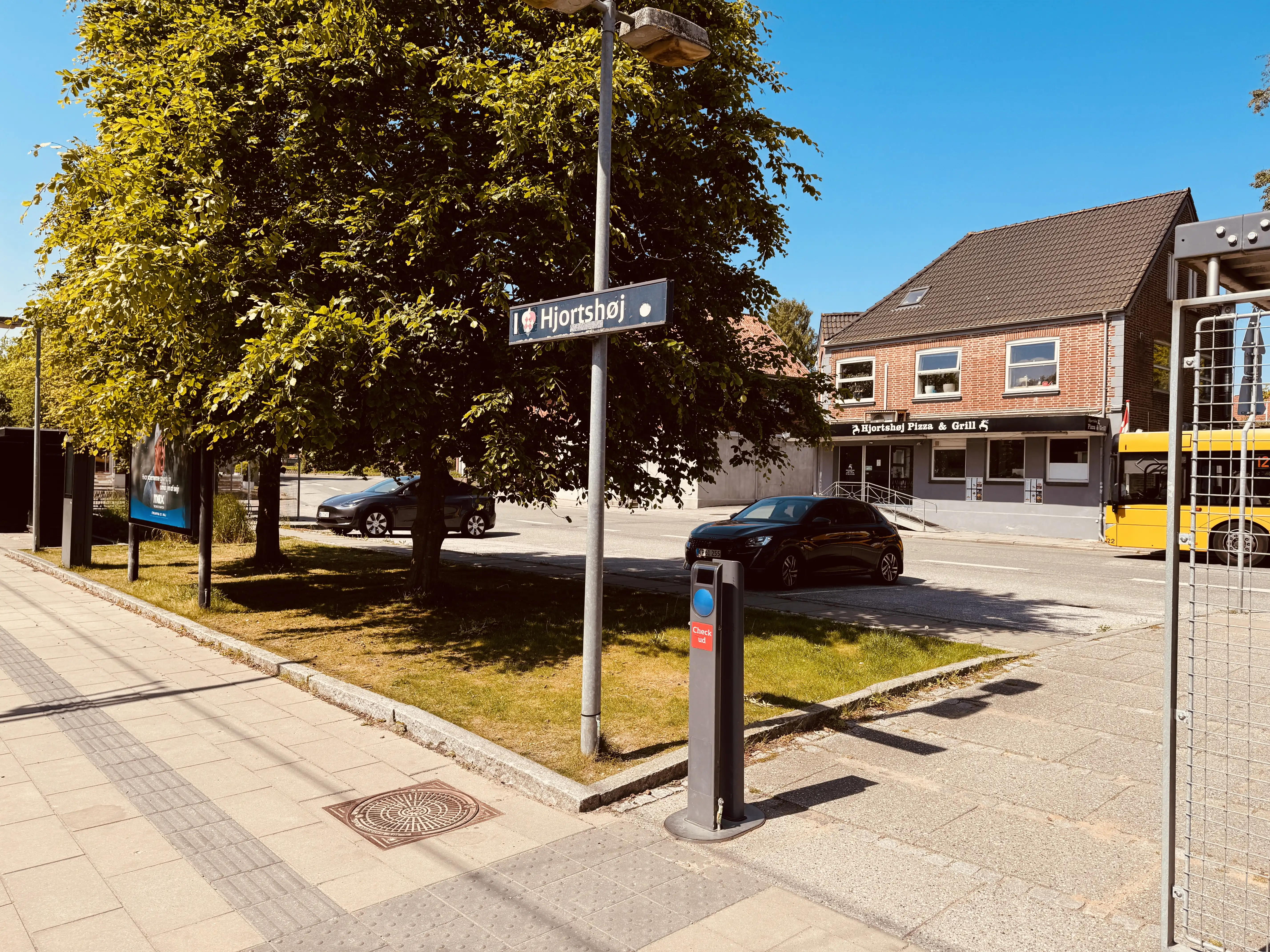 Billede af Hjortshøj Letbanestation.