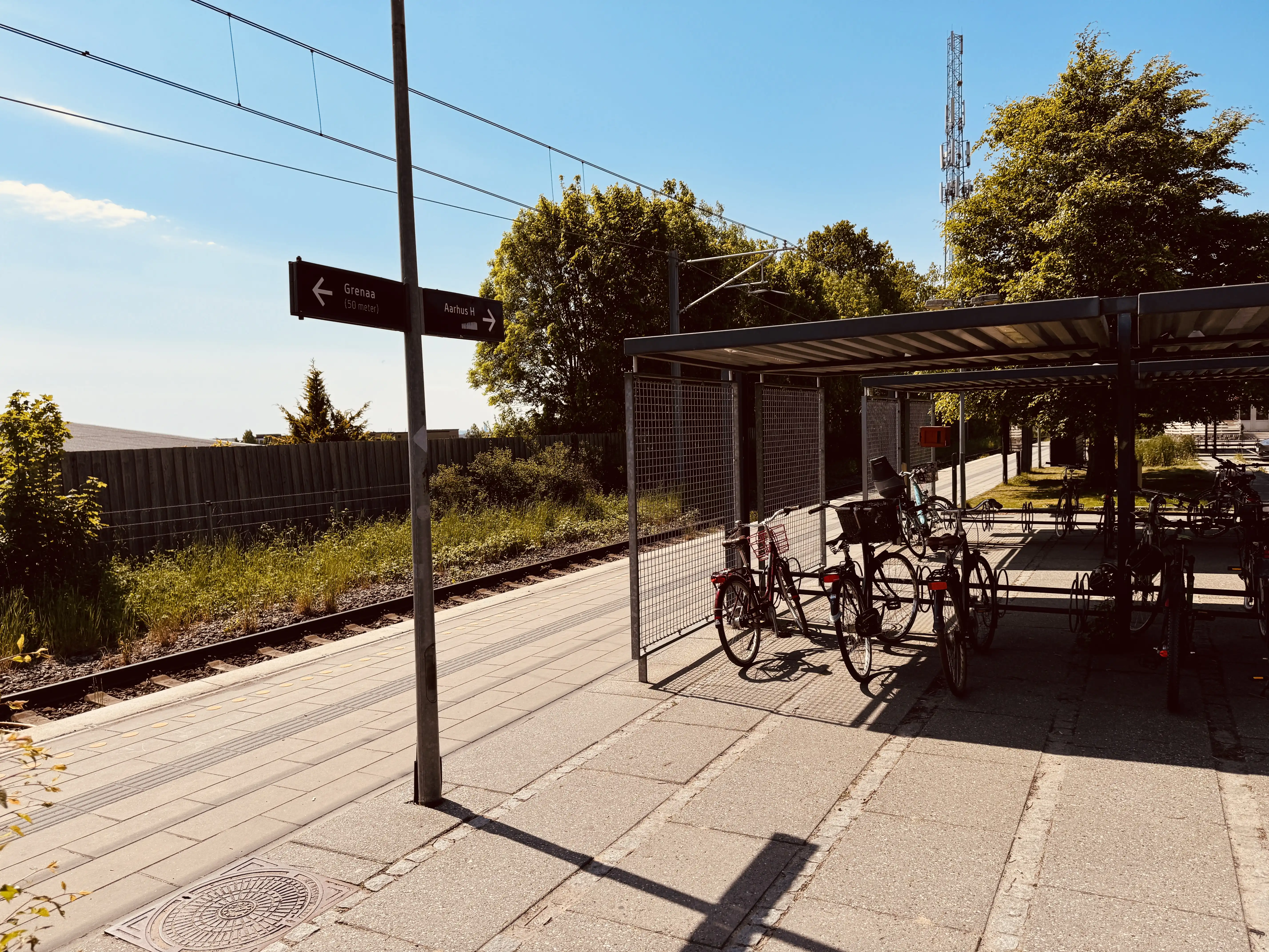 Billede af Hjortshøj Letbanestation.