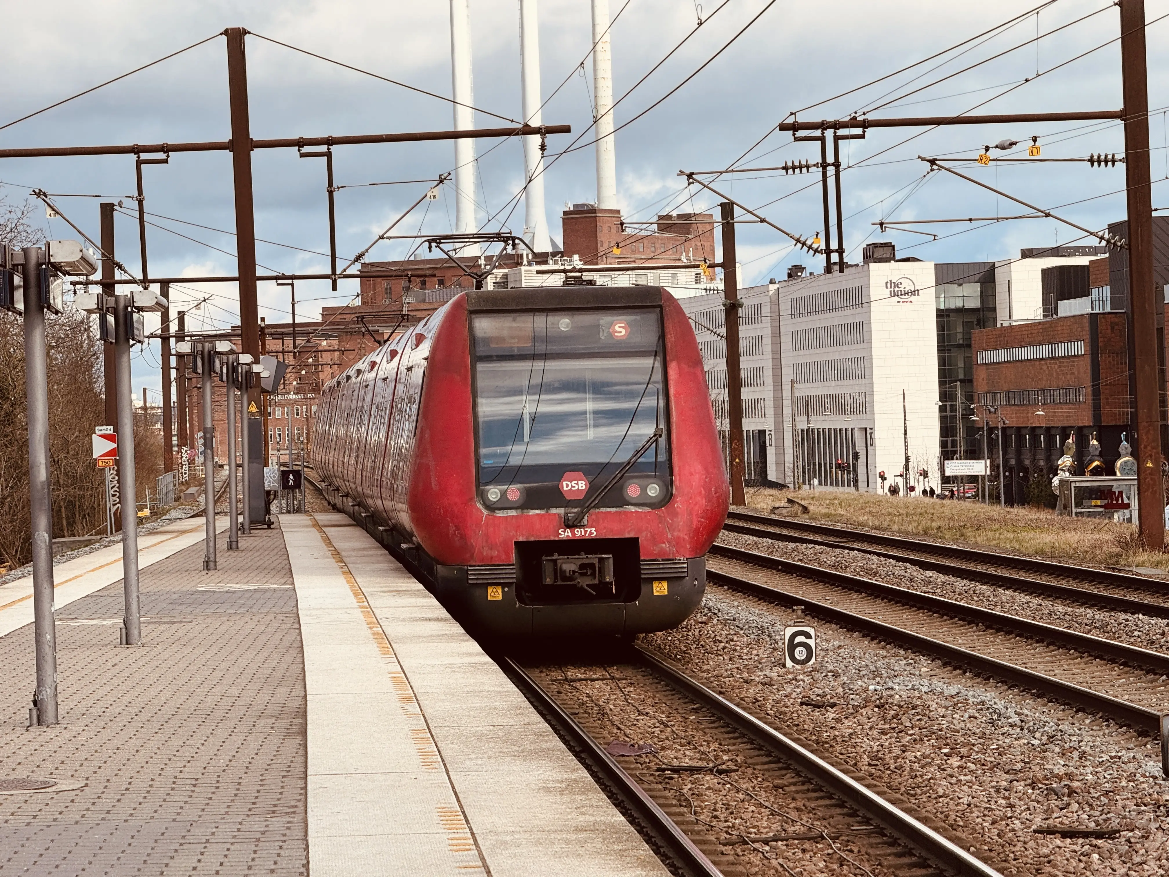 Billede af DSB SA 8173 fotograferet ud for Nordhavn S-togstrinbræt.