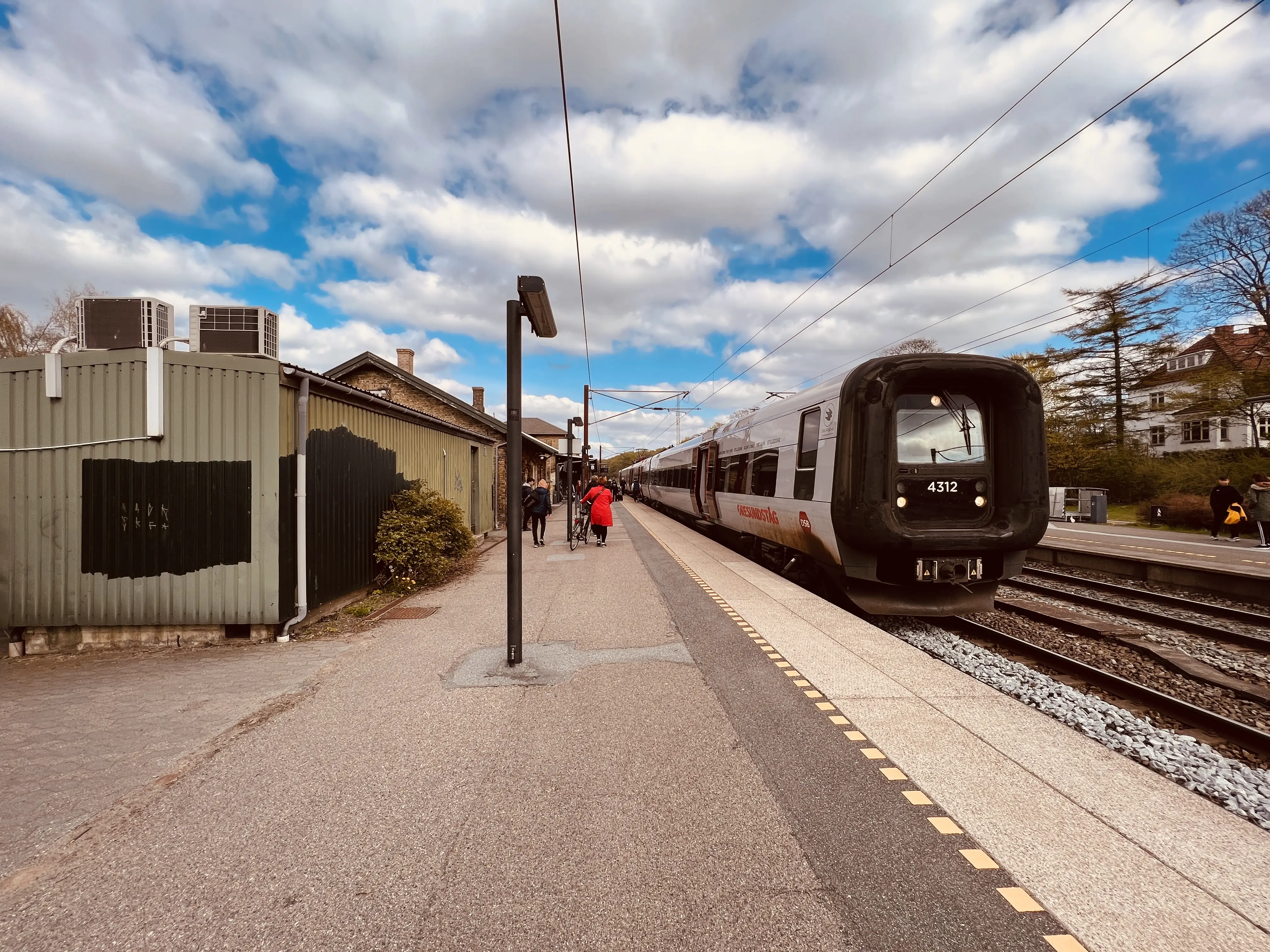Billede af DSB ET 4312 fotograferet ud for Sorø Station. Billede af DSB ET 4312 fotograferet ud for Sorø Station.