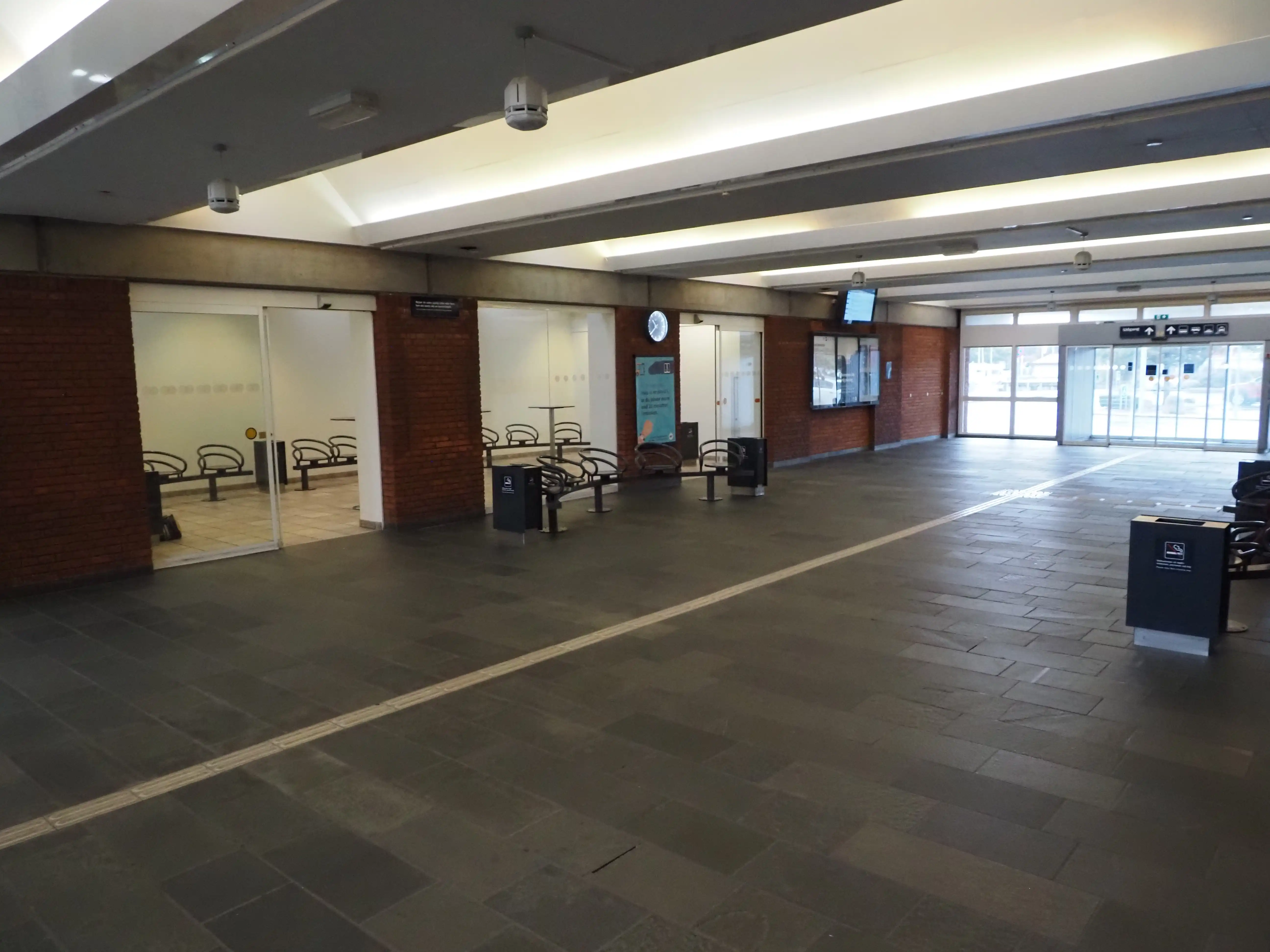 Billede af Frederikshavn Station, ventesal Billede af Frederikshavn Station, ventesal