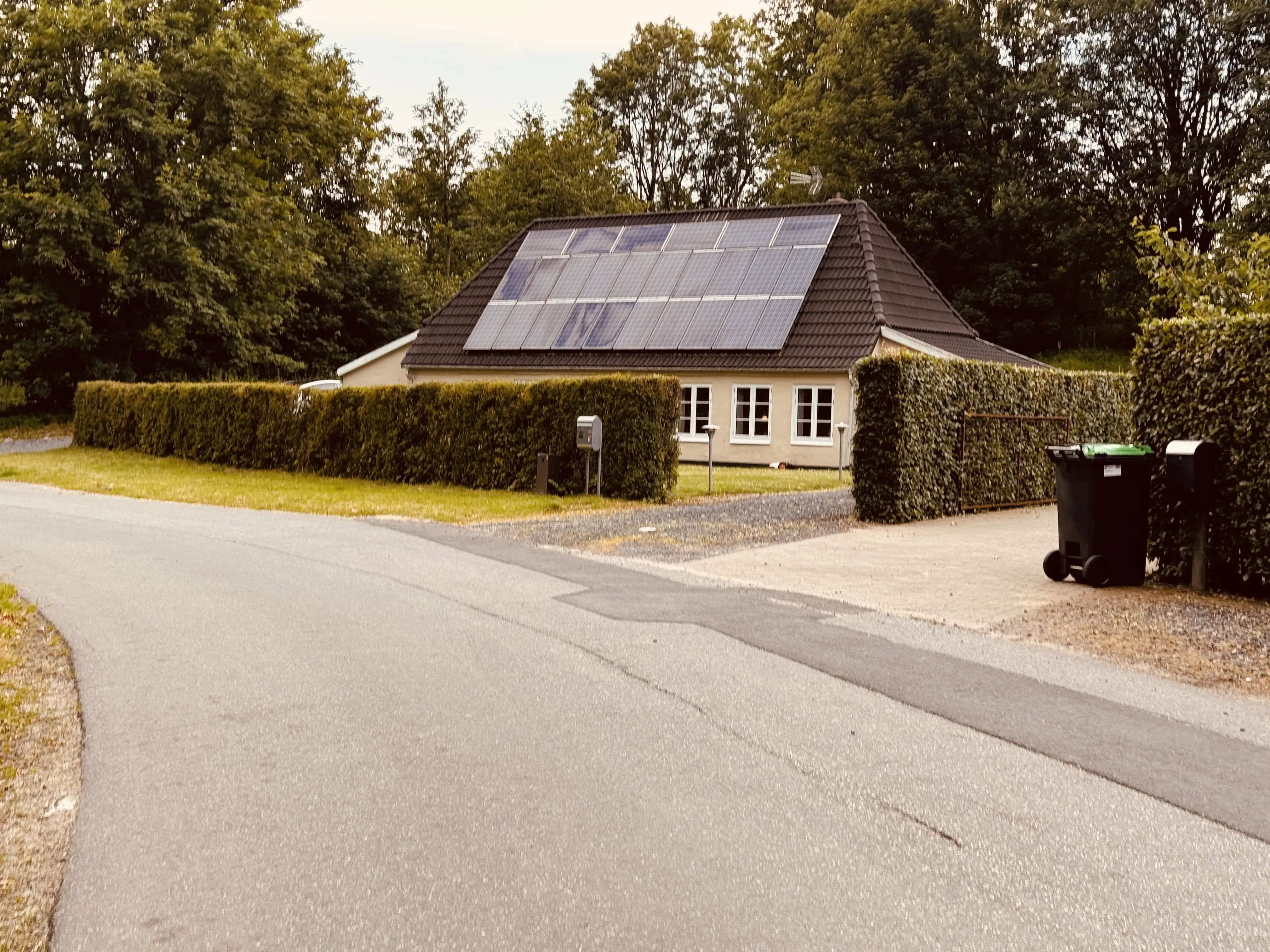 Billede af Ejsbøl Holdeplads. Billede af Ejsbøl Holdeplads.