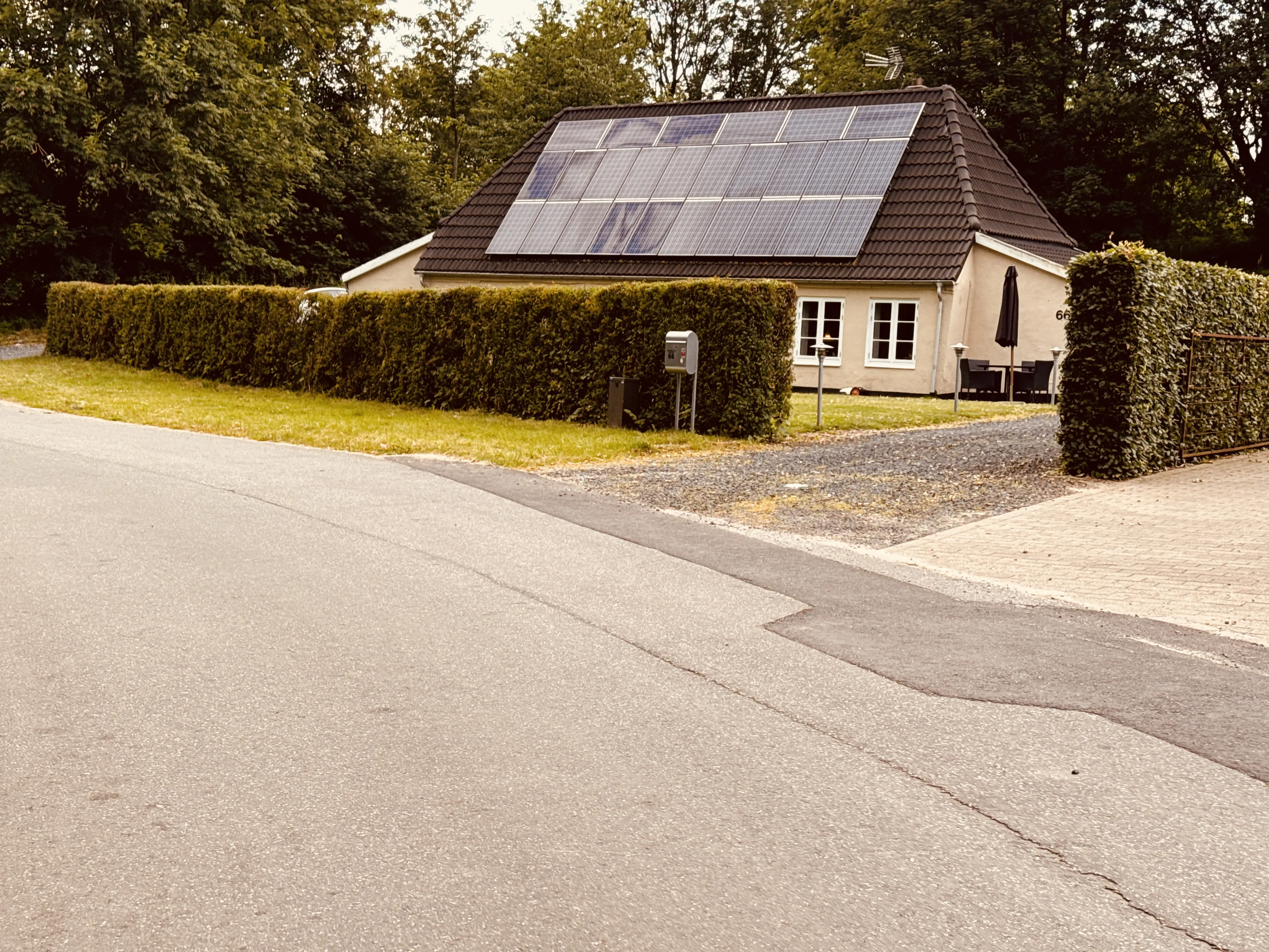 Billede af Ejsbøl Holdeplads. Billede af Ejsbøl Holdeplads.