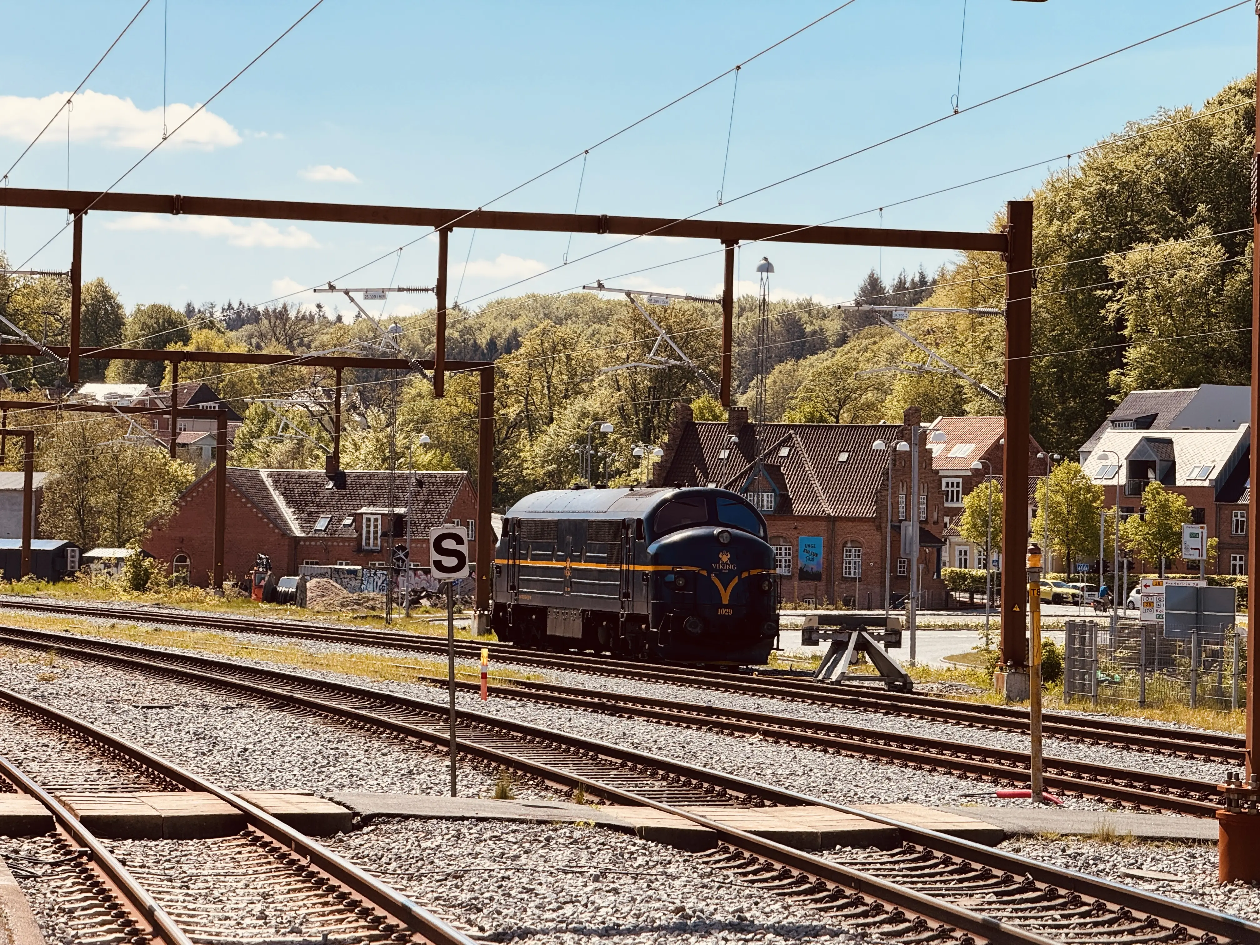 Billede af VIK MX 1029, tidligere DSB MX 1029 fotograferet ud for Vejle Station.