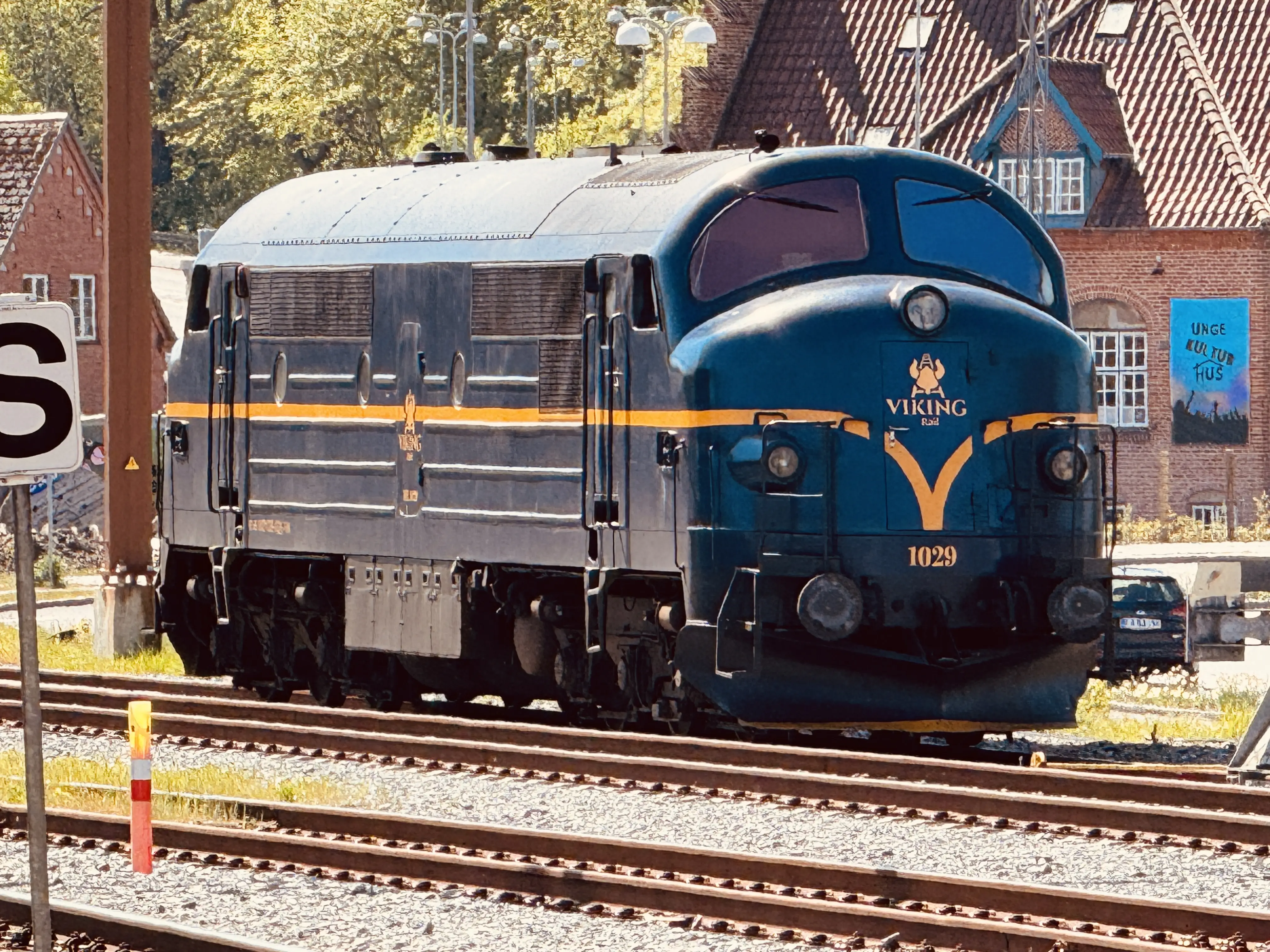 Billede af VIK MX 1029, tidligere DSB MX 1029 fotograferet ud for Vejle Station.