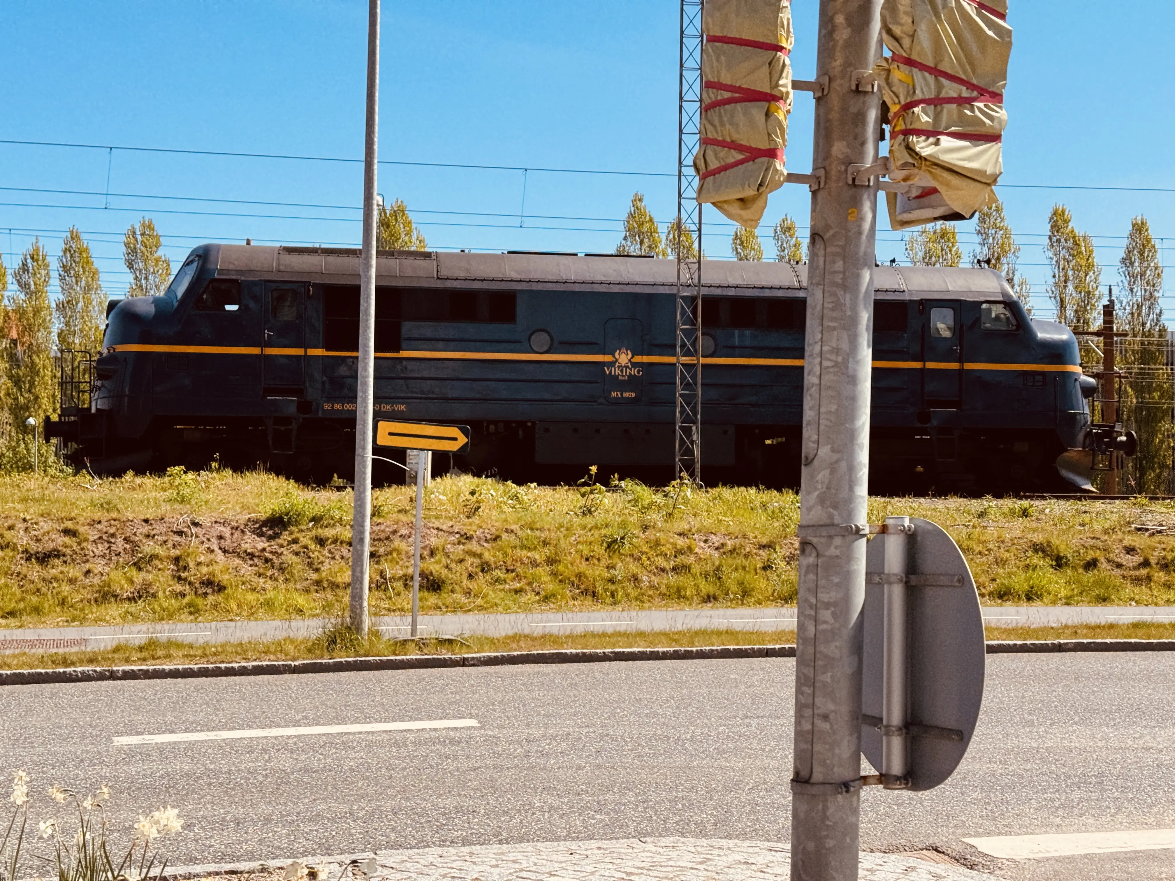 Billede af VIK MX 1029, tidligere DSB MX 1029 fotograferet ud for Vejle Station.