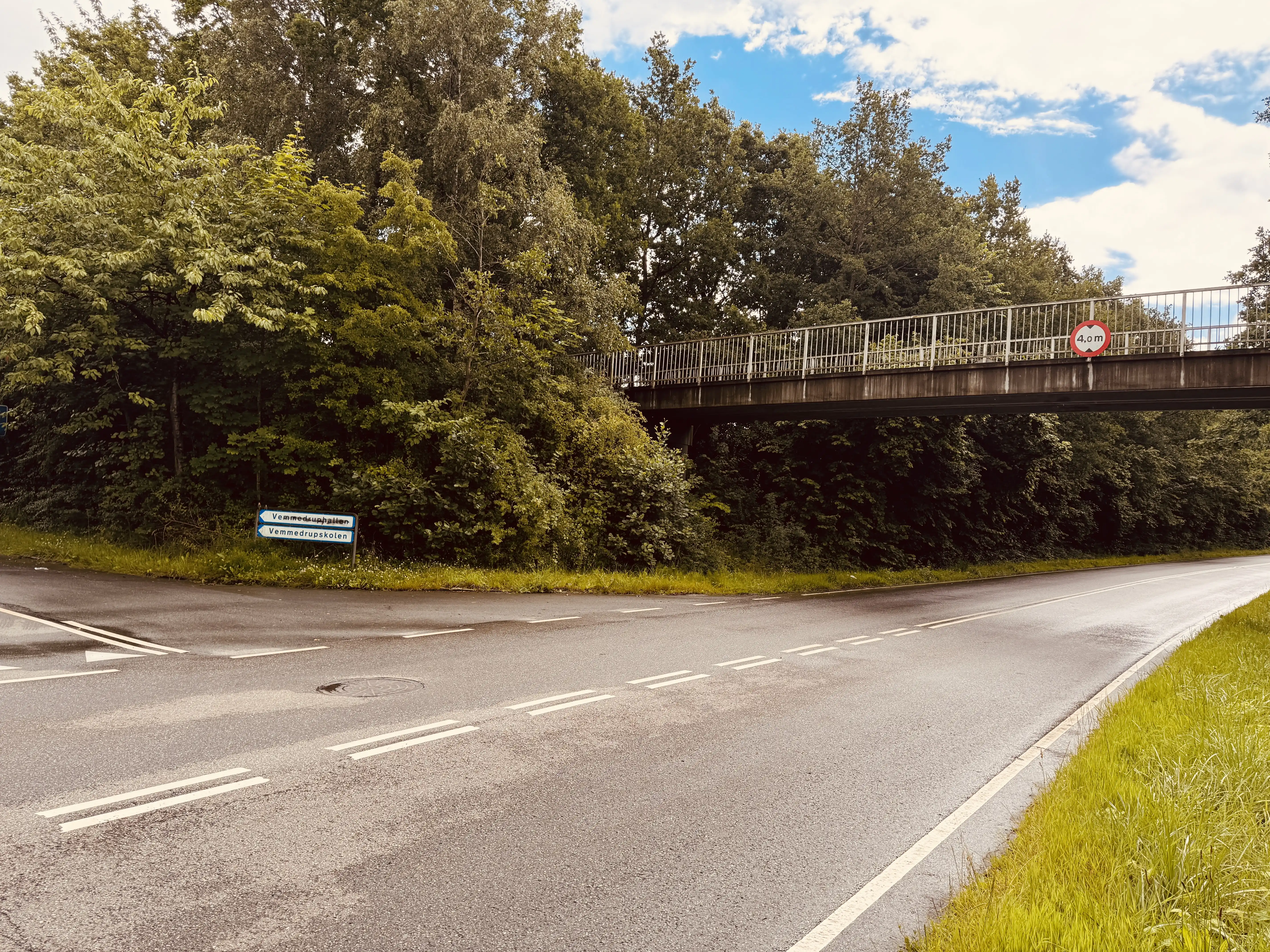 Billede af Lundsgaardsvej Trinbræt - Trinbræt er nedrevet, men Lundsgaardsvej Trinbræt har ligget her. Billede af Lundsgaardsvej Trinbræt - Trinbræt er nedrevet, men Lundsgaardsvej Trinbræt har ligget her.