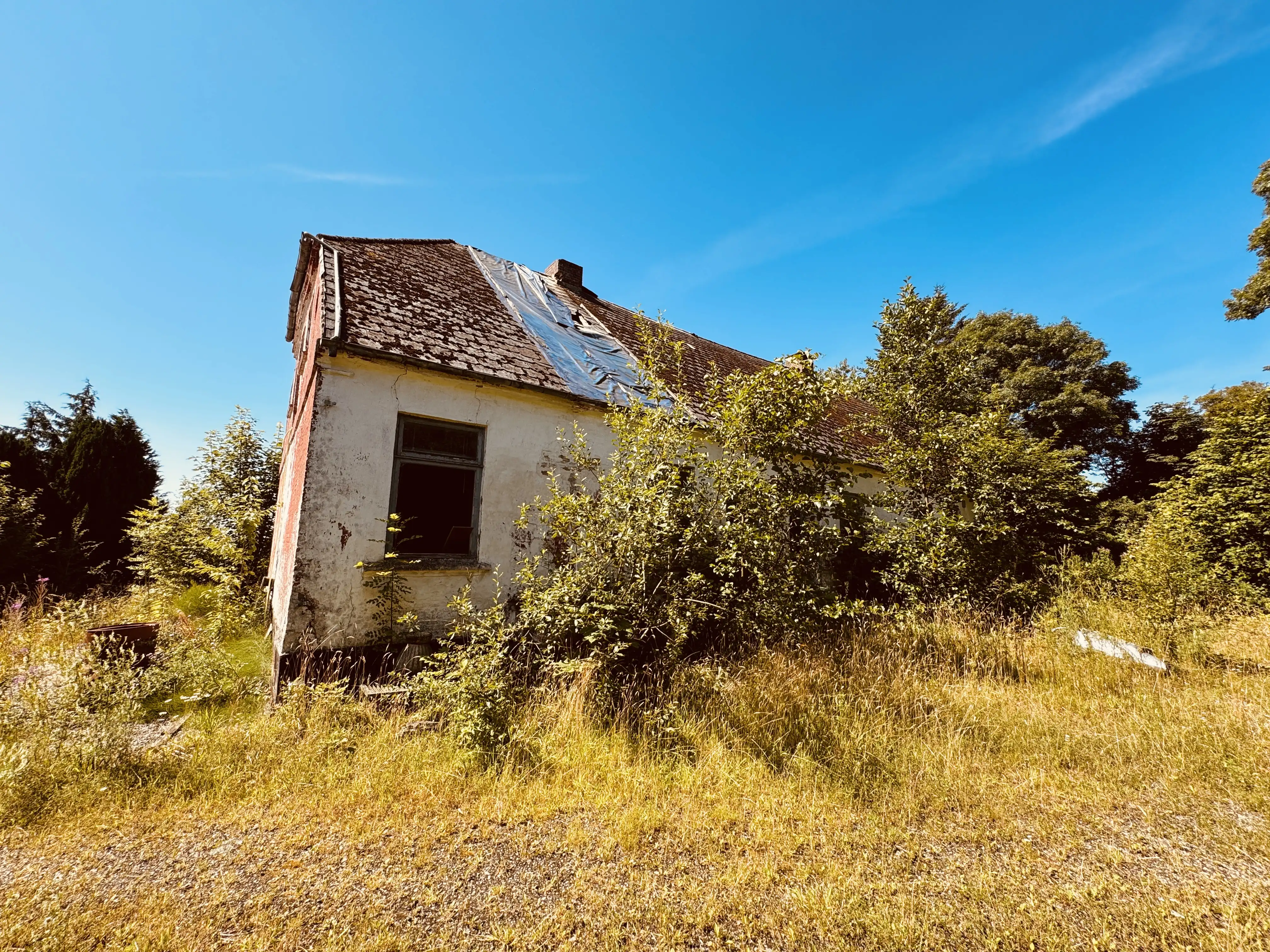 Billede af Sommersted Øst Holdeplads, der er efterhånden ikke meget tilbage.