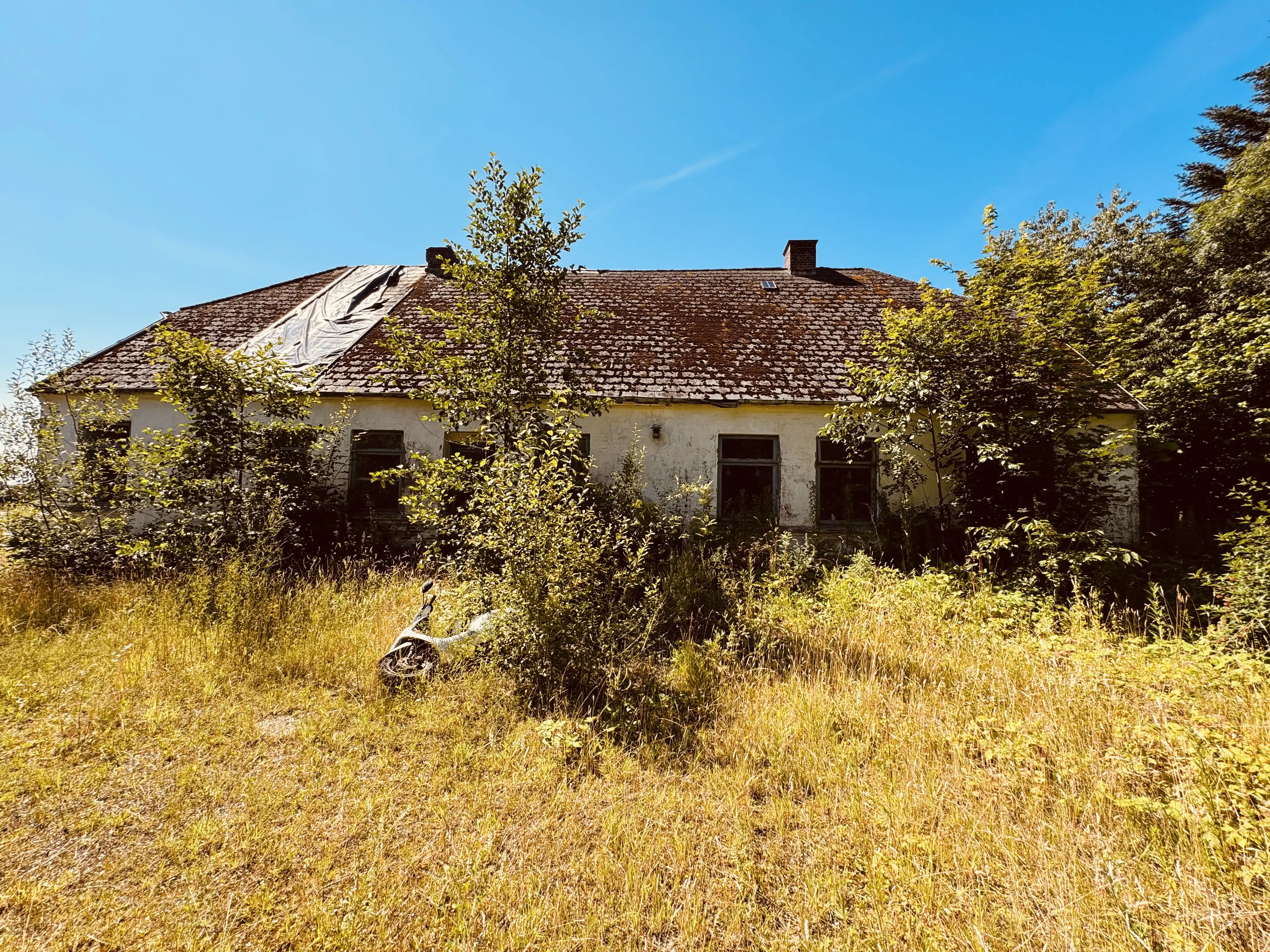 Billede af Sommersted Øst Holdeplads, der er efterhånden ikke meget tilbage.