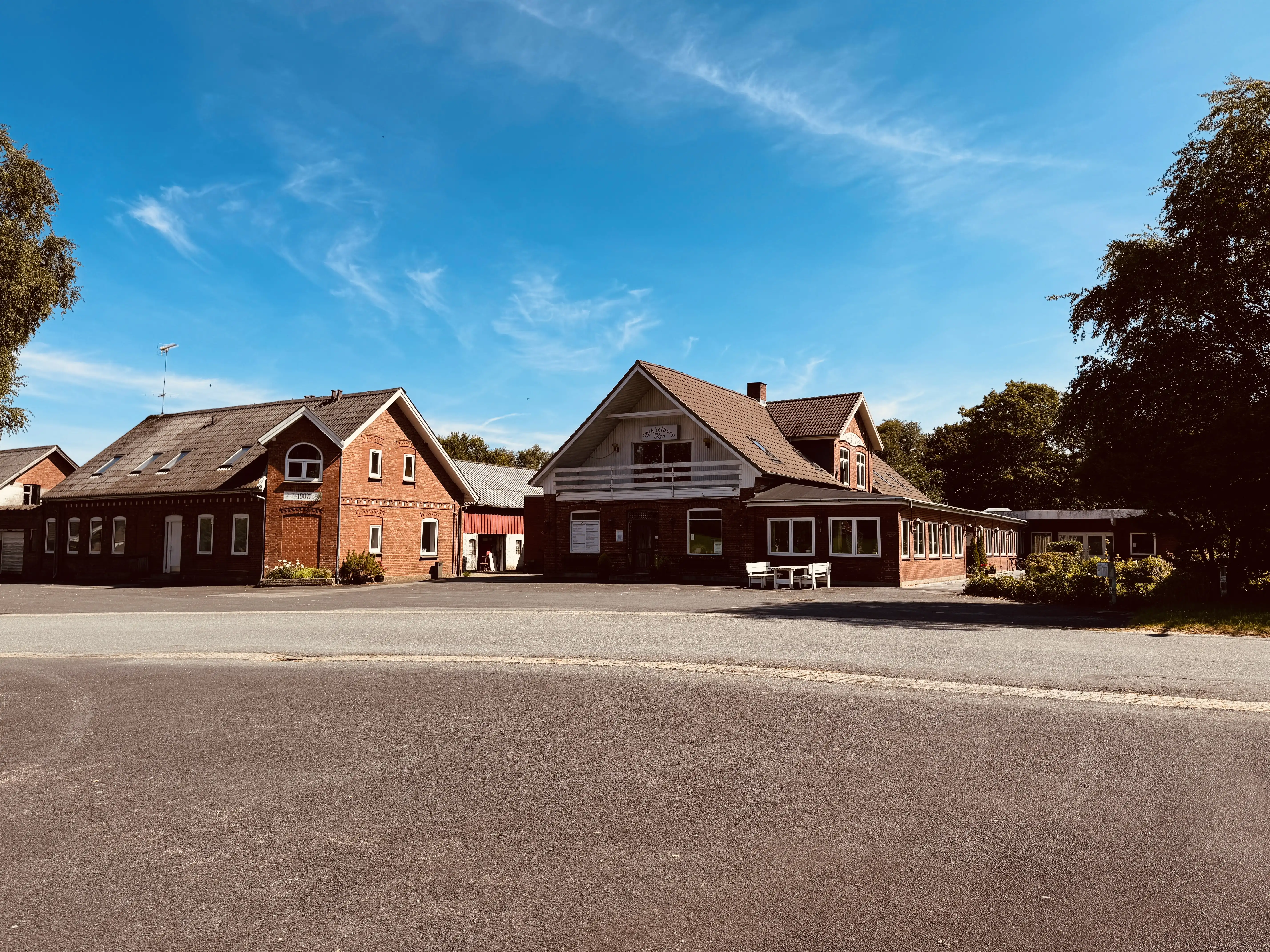 Billede af Mikkelborg Stationskro.