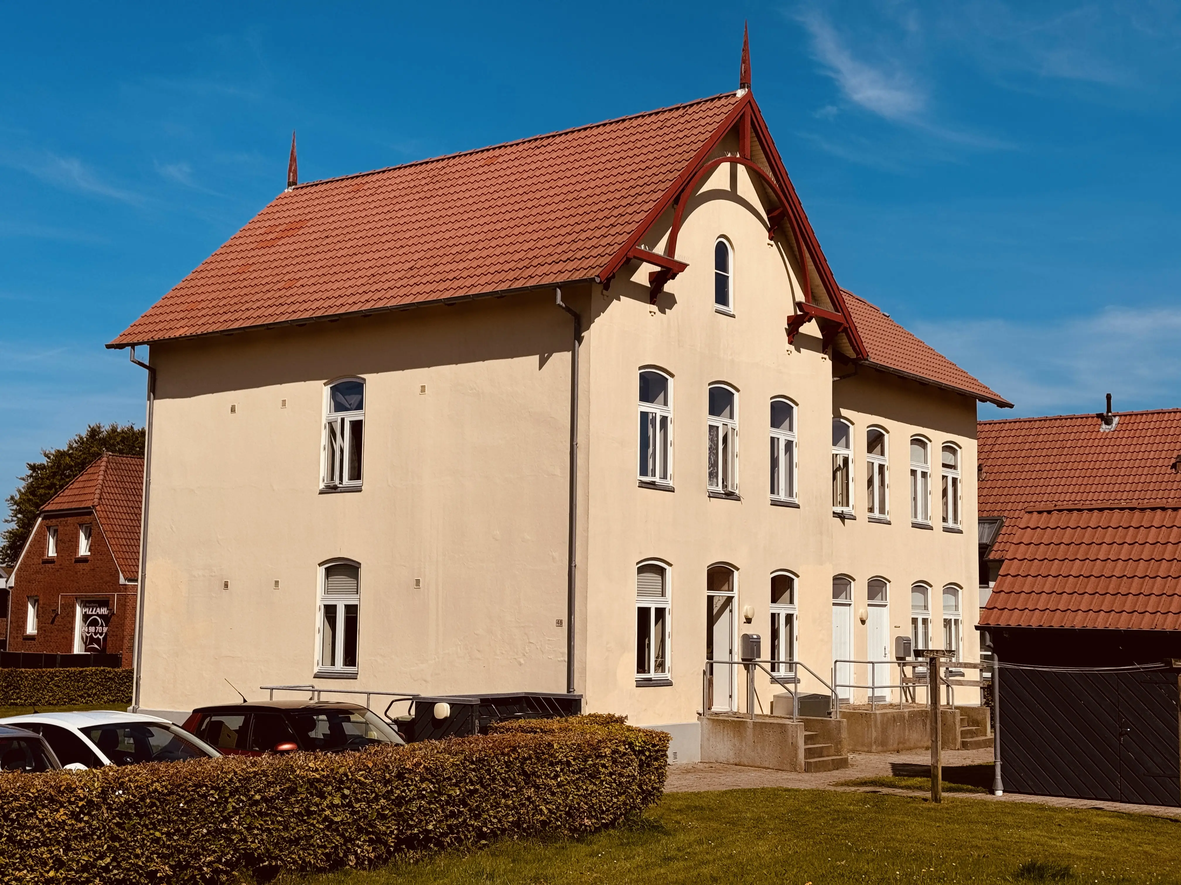 Billede af Skodborg Amtsbanegård.