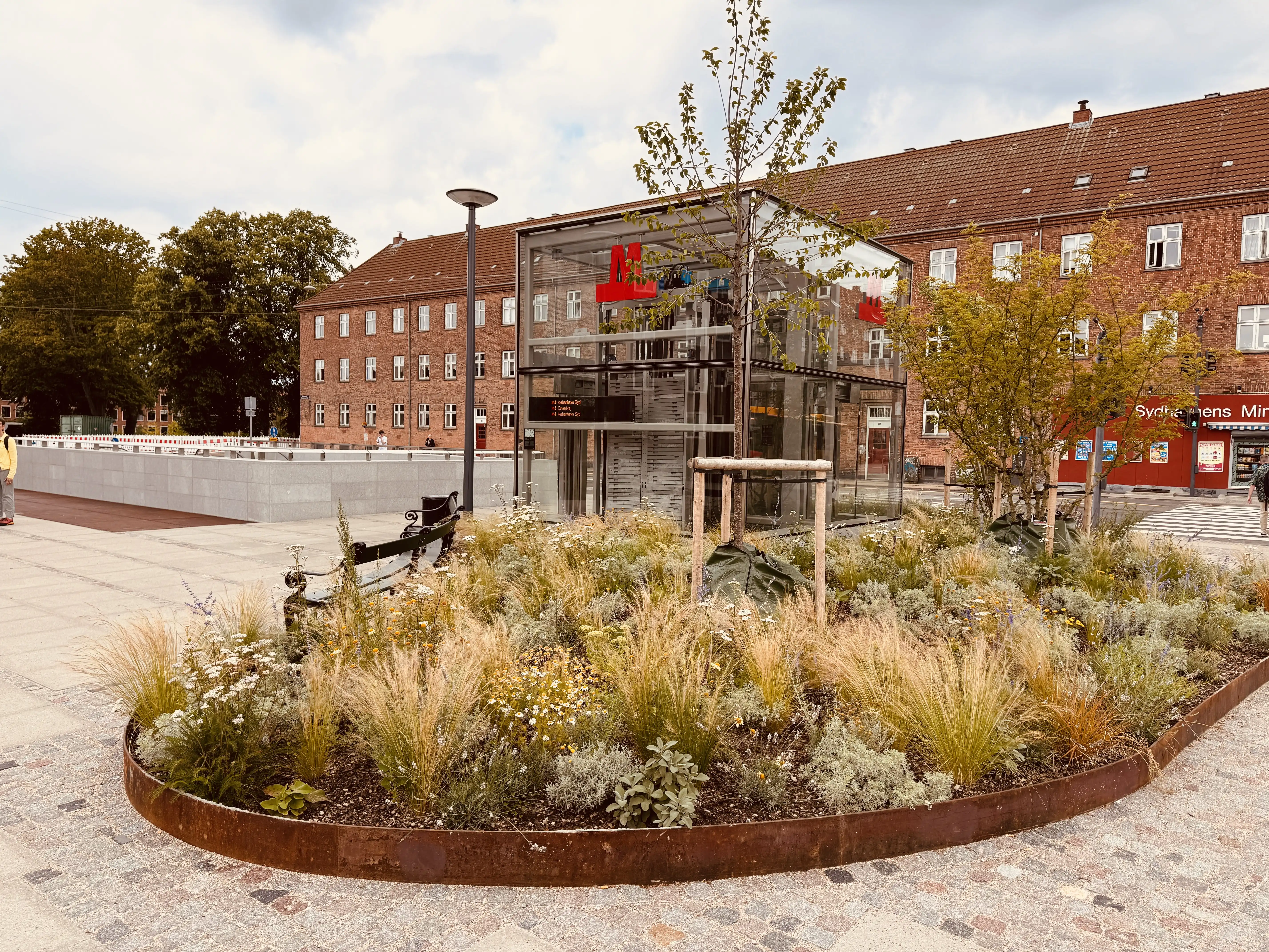 Billede af Mozarts Plads Metrostation. Billede af Mozarts Plads Metrostation.