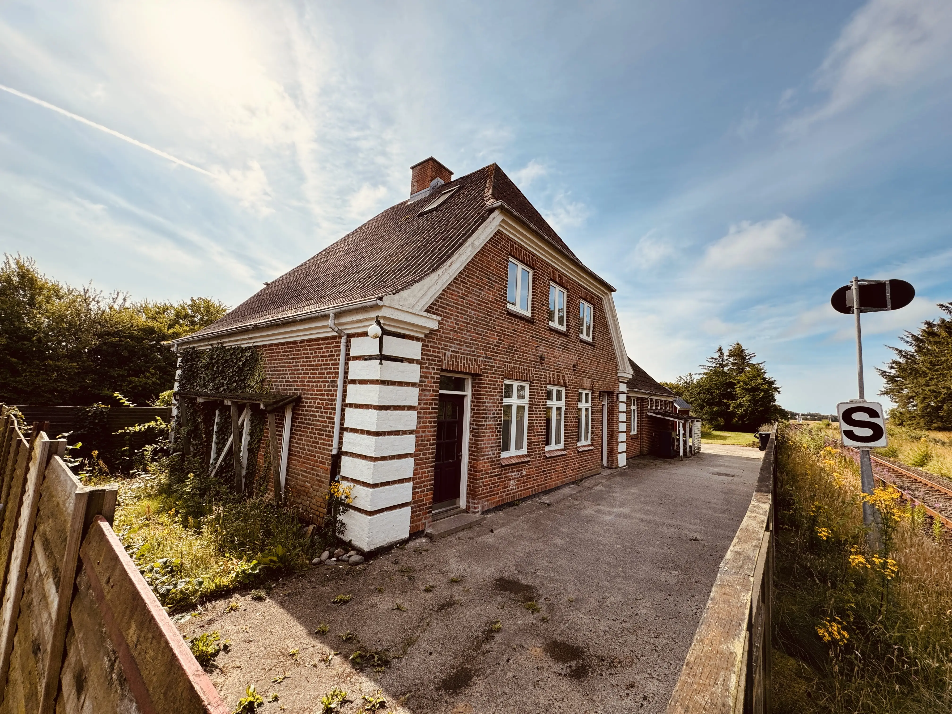 Billede af Horne Station. Billede af Horne Station.