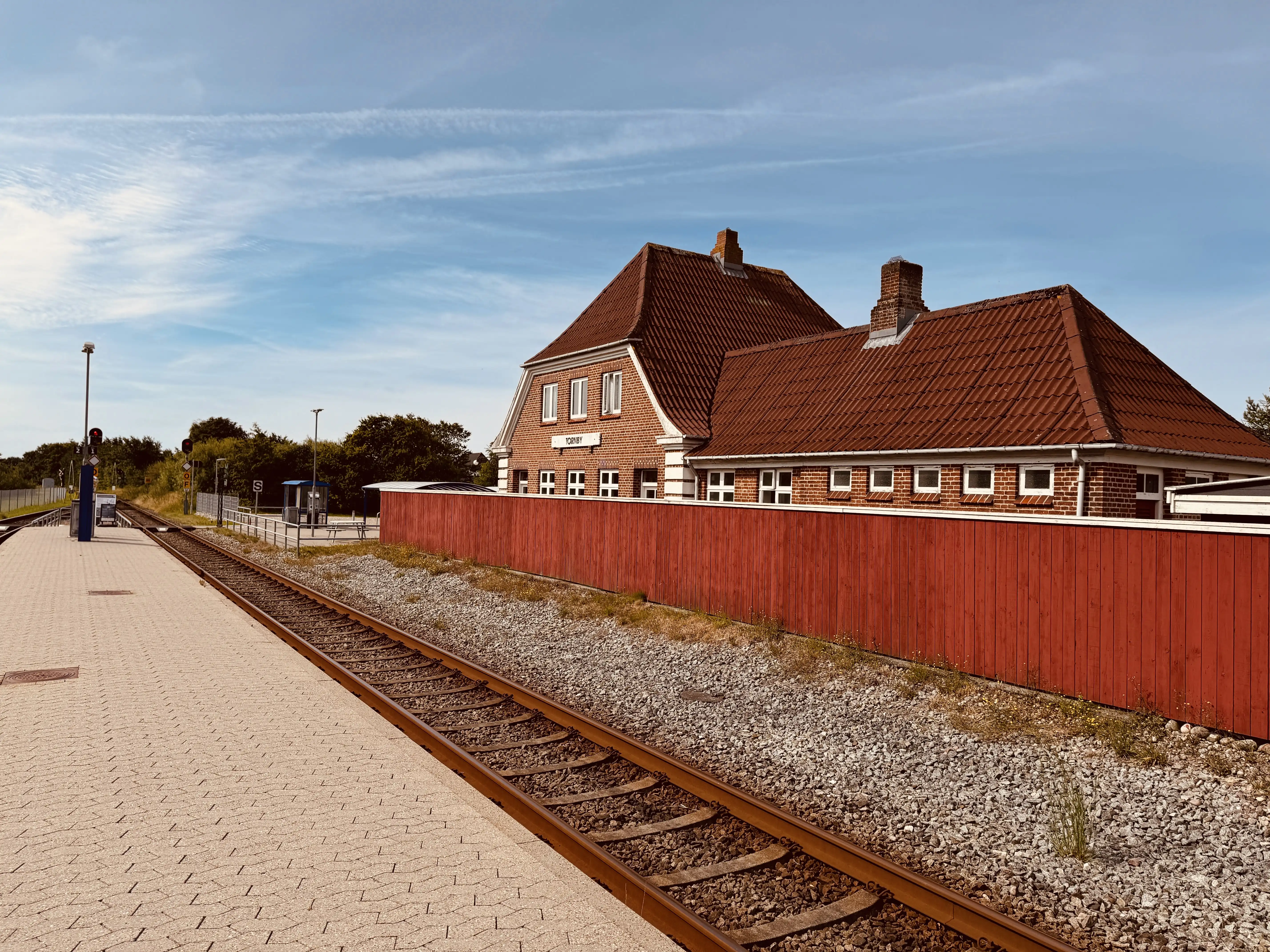 Billede af Tornby Station. Billede af Tornby Station.