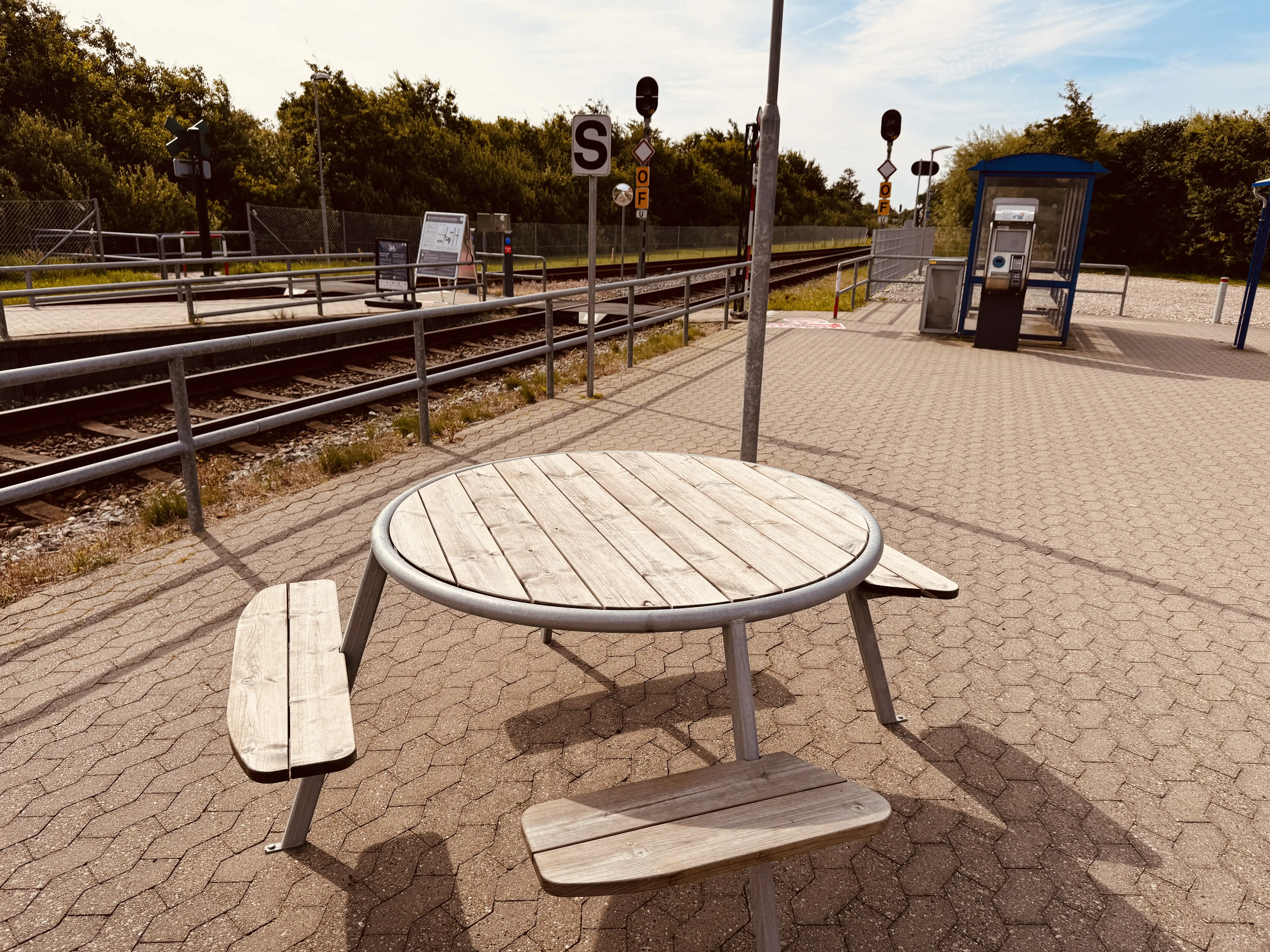 Billede af Tornby Station. Billede af Tornby Station.