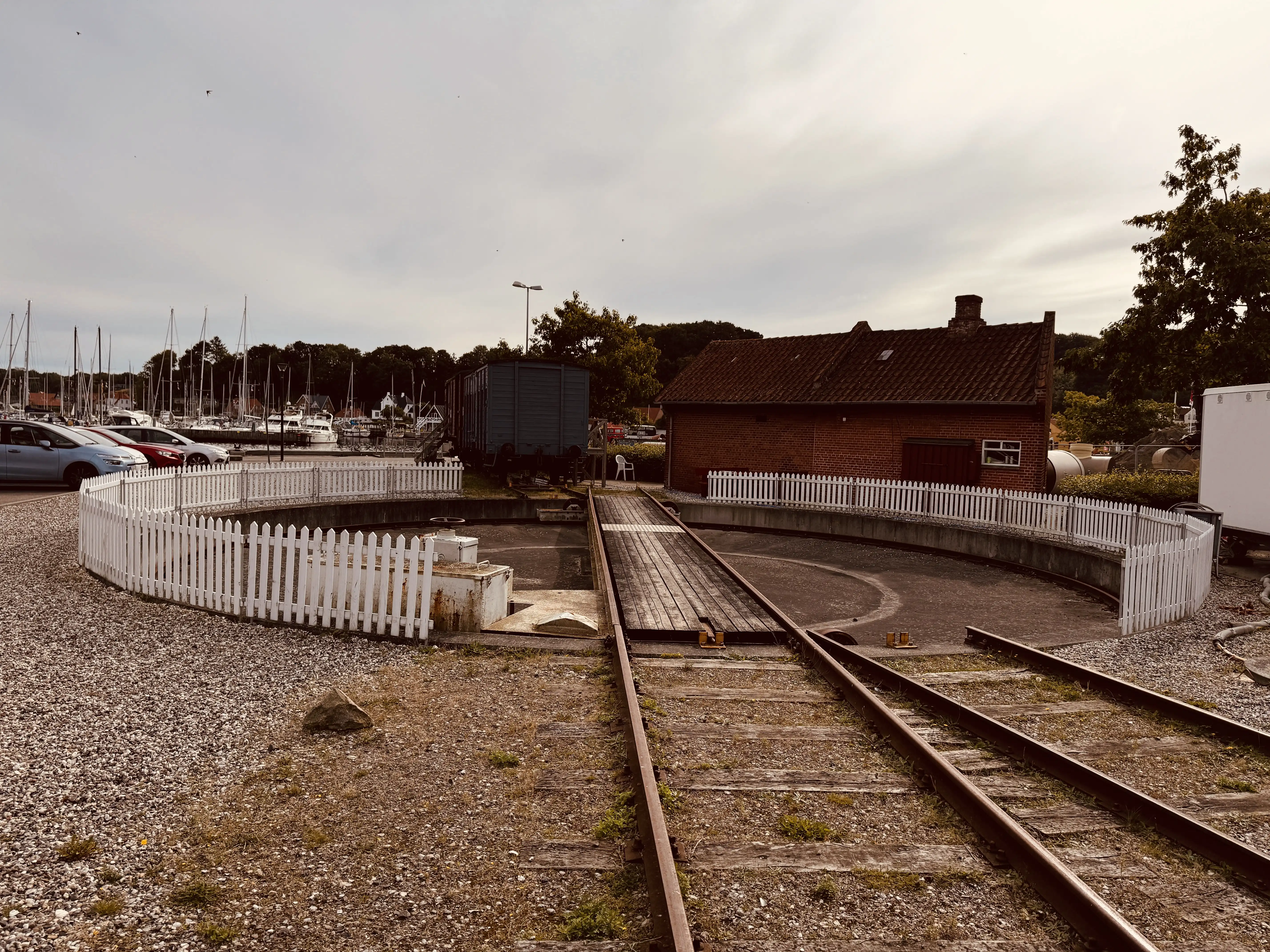 Billede af Mariager Stations drejeskive. Billede af Mariager Stations drejeskive.