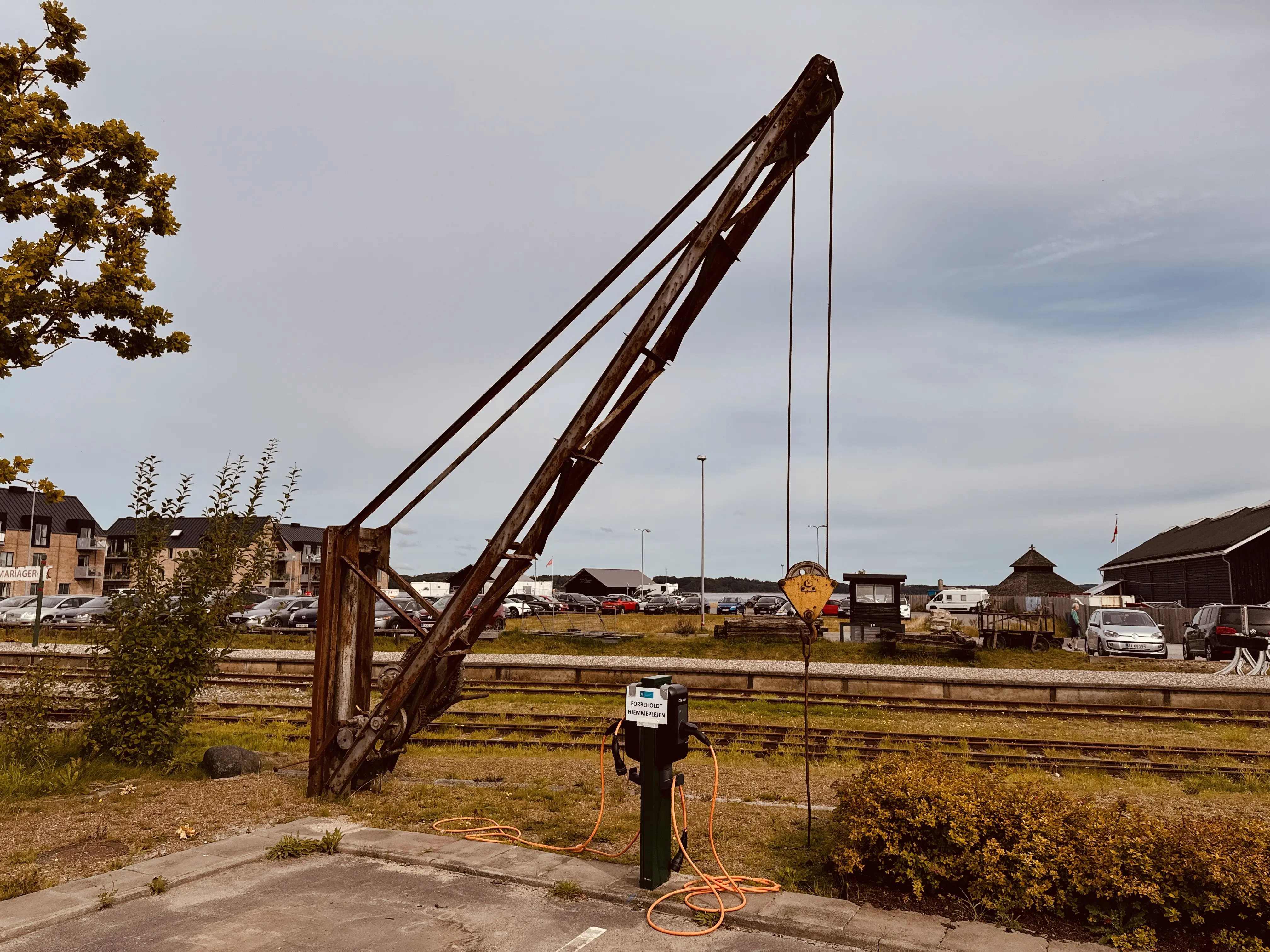 Billede af den gamle kran ud for Mariager Station. Billede af den gamle kran ud for Mariager Station.