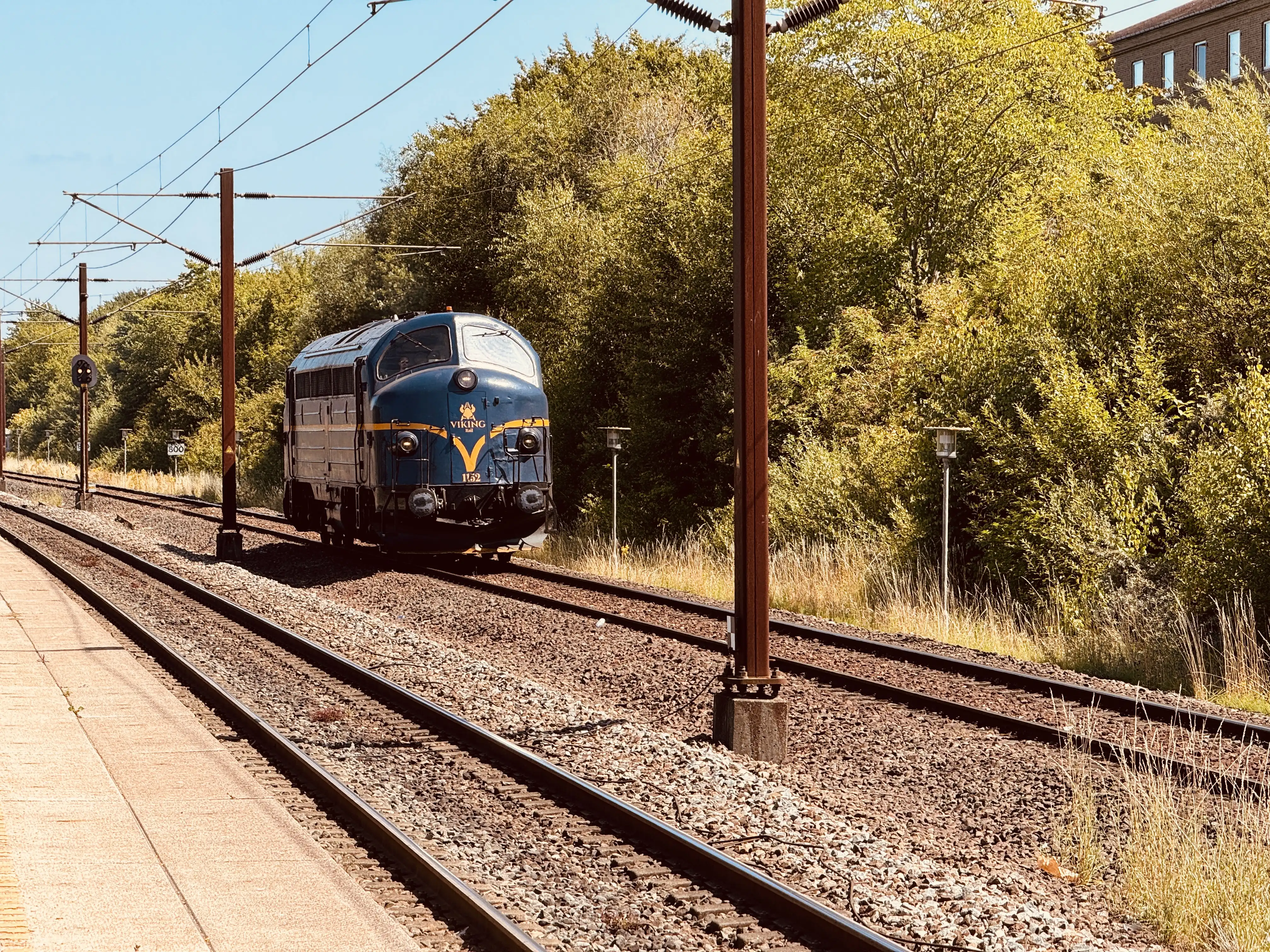 Billede af VIK MY 1152, tidligere DSB MY 1152 fotograferet ud for Høje Taastrup Station. Billede af VIK MY 1152, tidligere DSB MY 1152 fotograferet ud for Høje Taastrup Station.