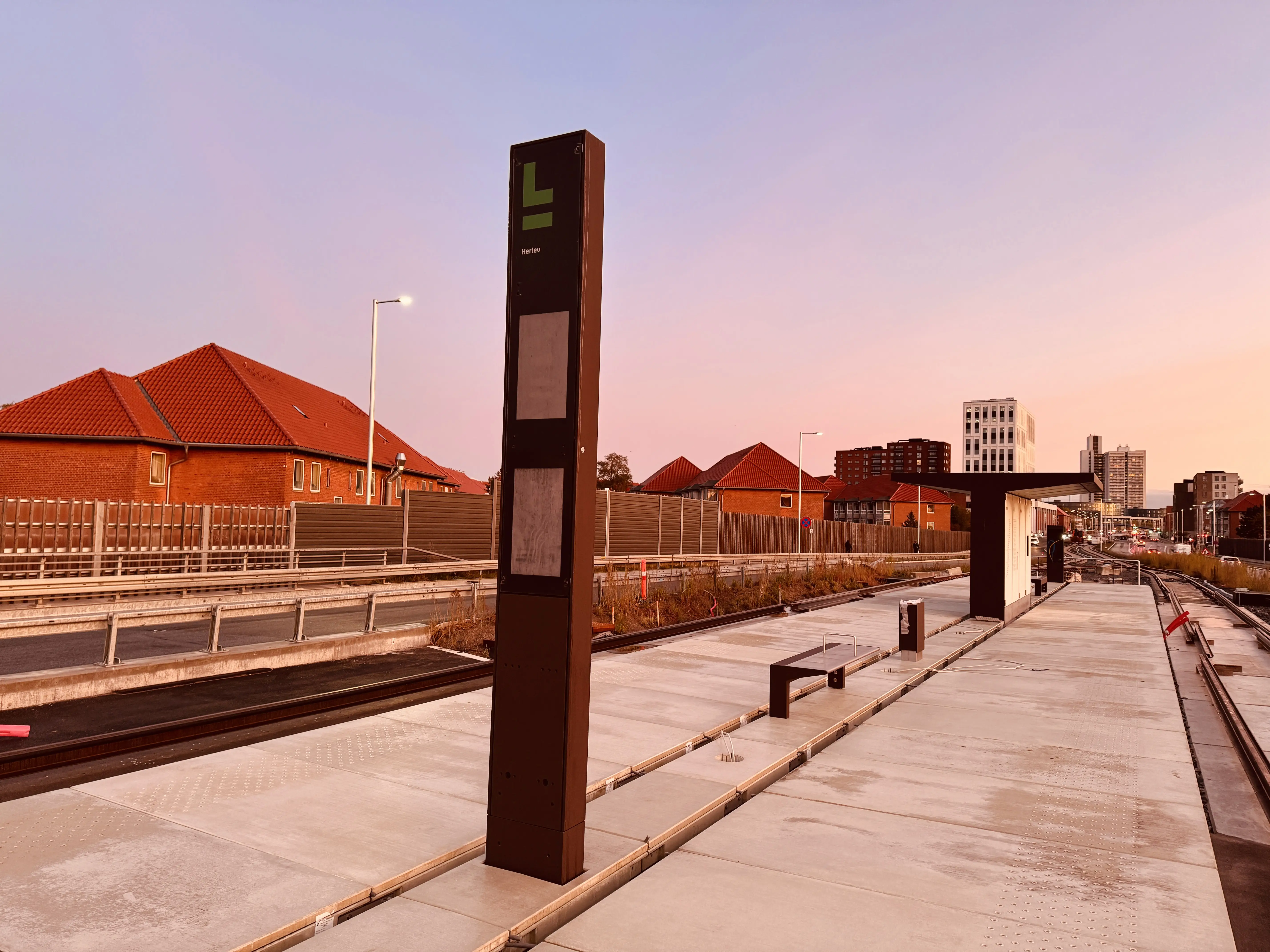 Billede af Herlev Station Letbanestation. Billede af Herlev Station Letbanestation.