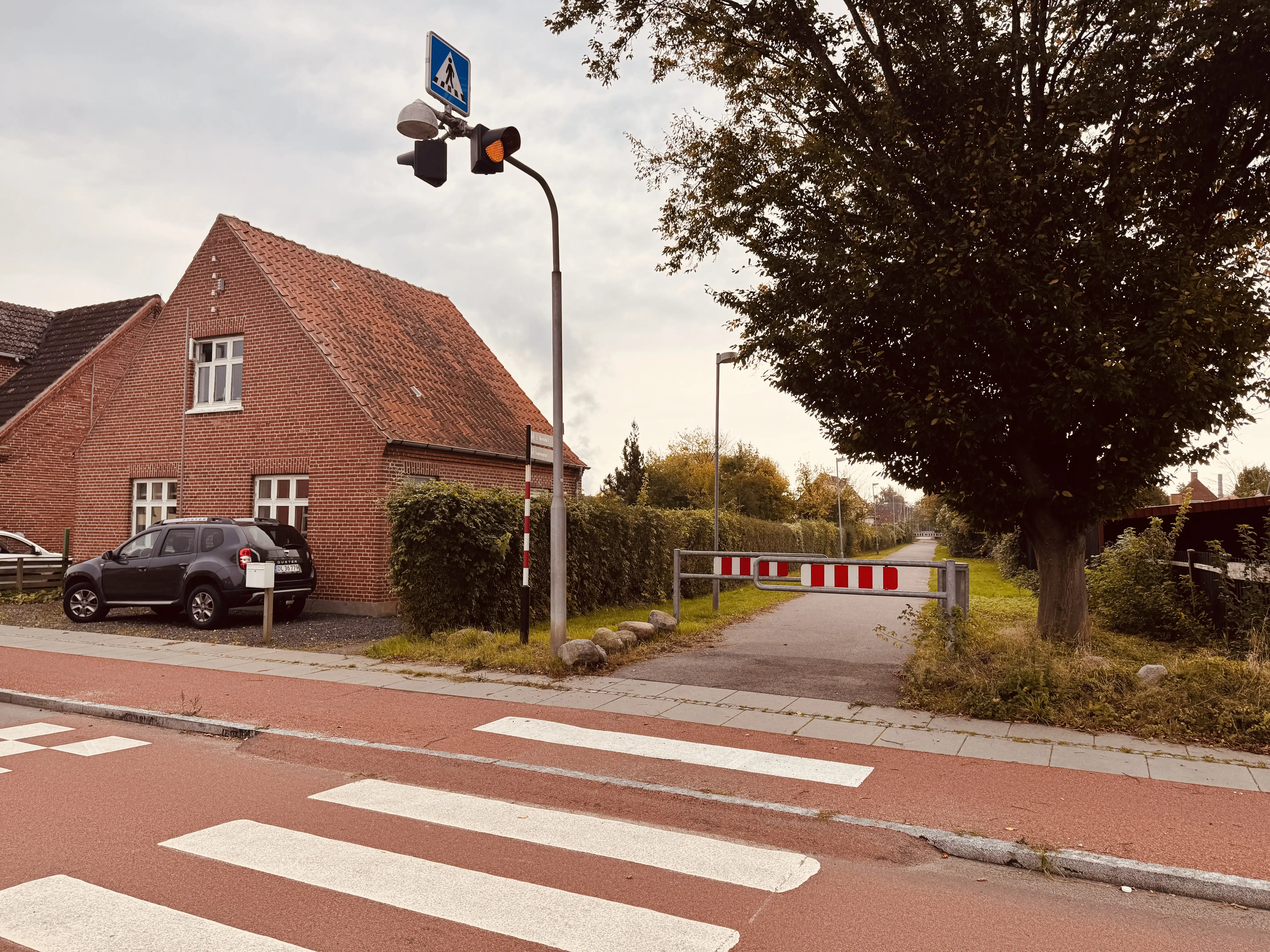 Billede af Christiansdalsvej Trinbræt (uofficielt) - Trinbræt (uofficielt) er nedrevet, men Christiansdalsvej Trinbræt (uofficielt) har ligget her. Billede af Christiansdalsvej Trinbræt (uofficielt) - Trinbræt (uofficielt) er nedrevet, men Christiansdalsvej Trinbræt (uofficielt) har ligget her.