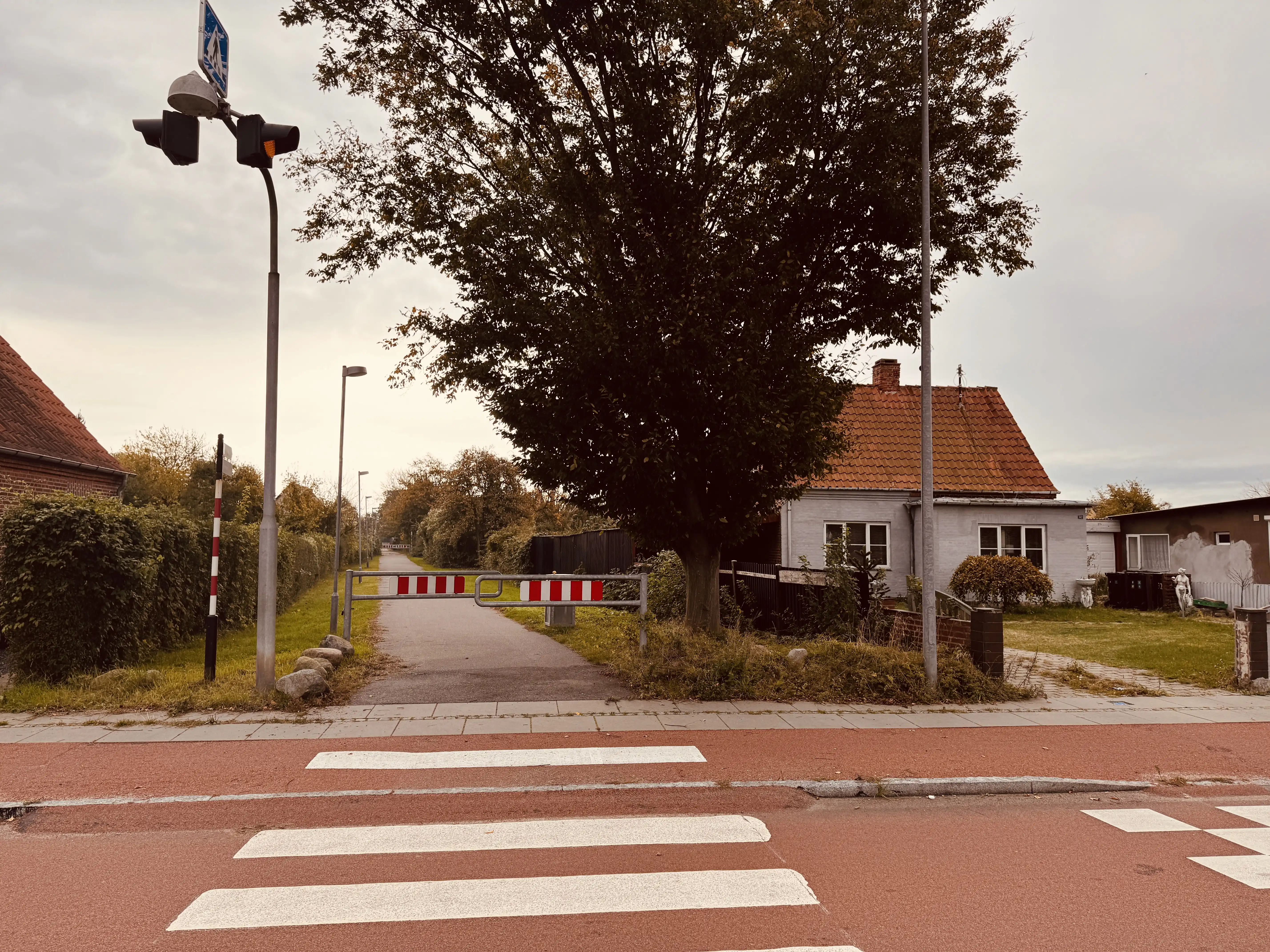 Billede af Christiansdalsvej Trinbræt (uofficielt) - Trinbræt (uofficielt) er nedrevet, men Christiansdalsvej Trinbræt (uofficielt) har ligget her. Billede af Christiansdalsvej Trinbræt (uofficielt) - Trinbræt (uofficielt) er nedrevet, men Christiansdalsvej Trinbræt (uofficielt) har ligget her.