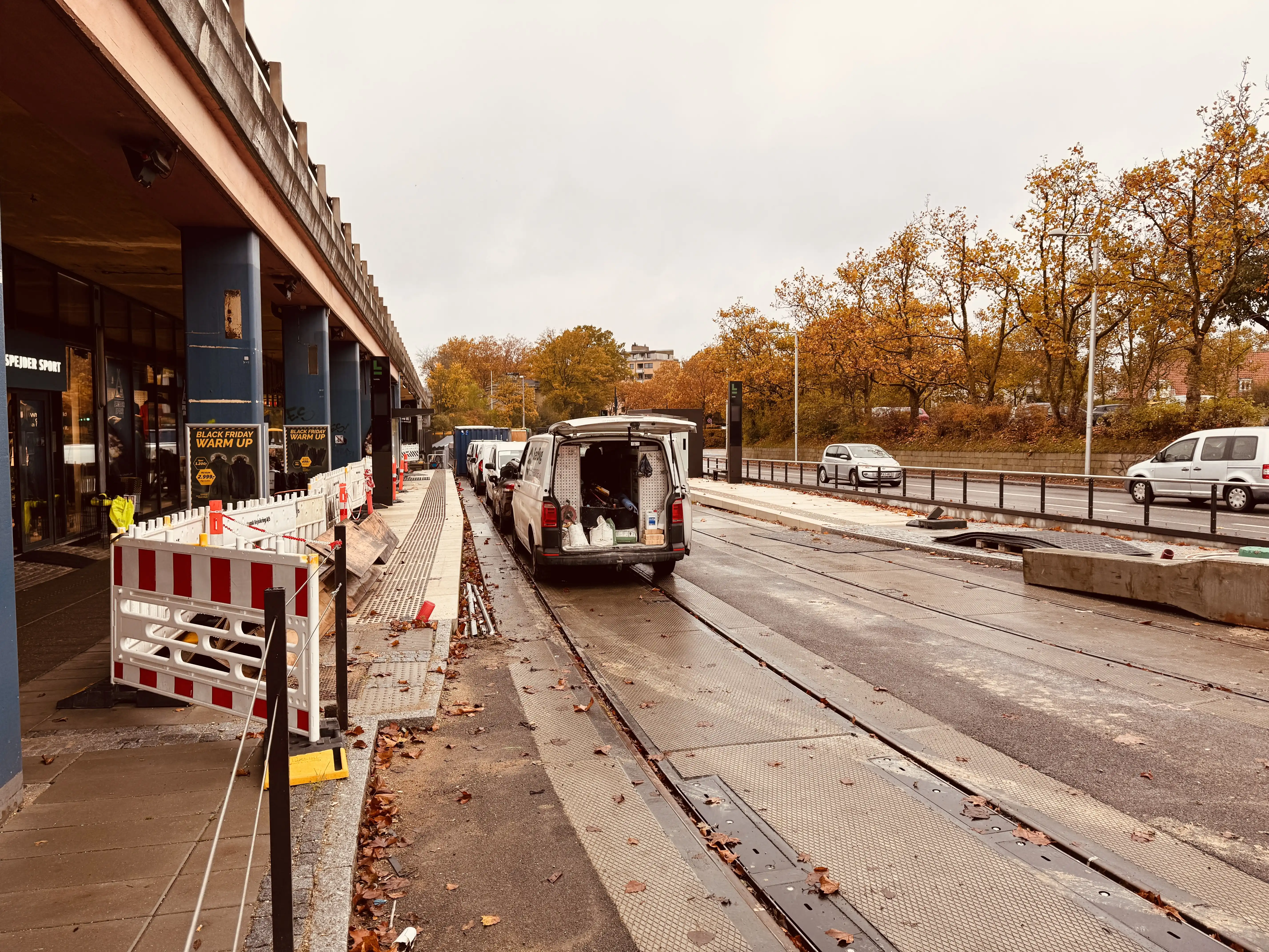 Billede af Lyngby Station Letbanestation. Billede af Lyngby Station Letbanestation.