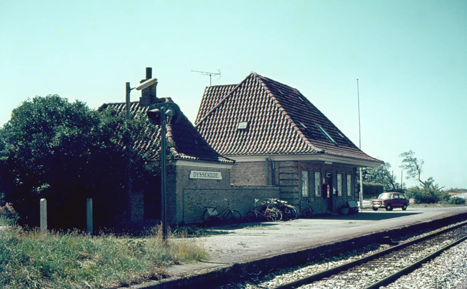Billede af Dyssekilde Station.