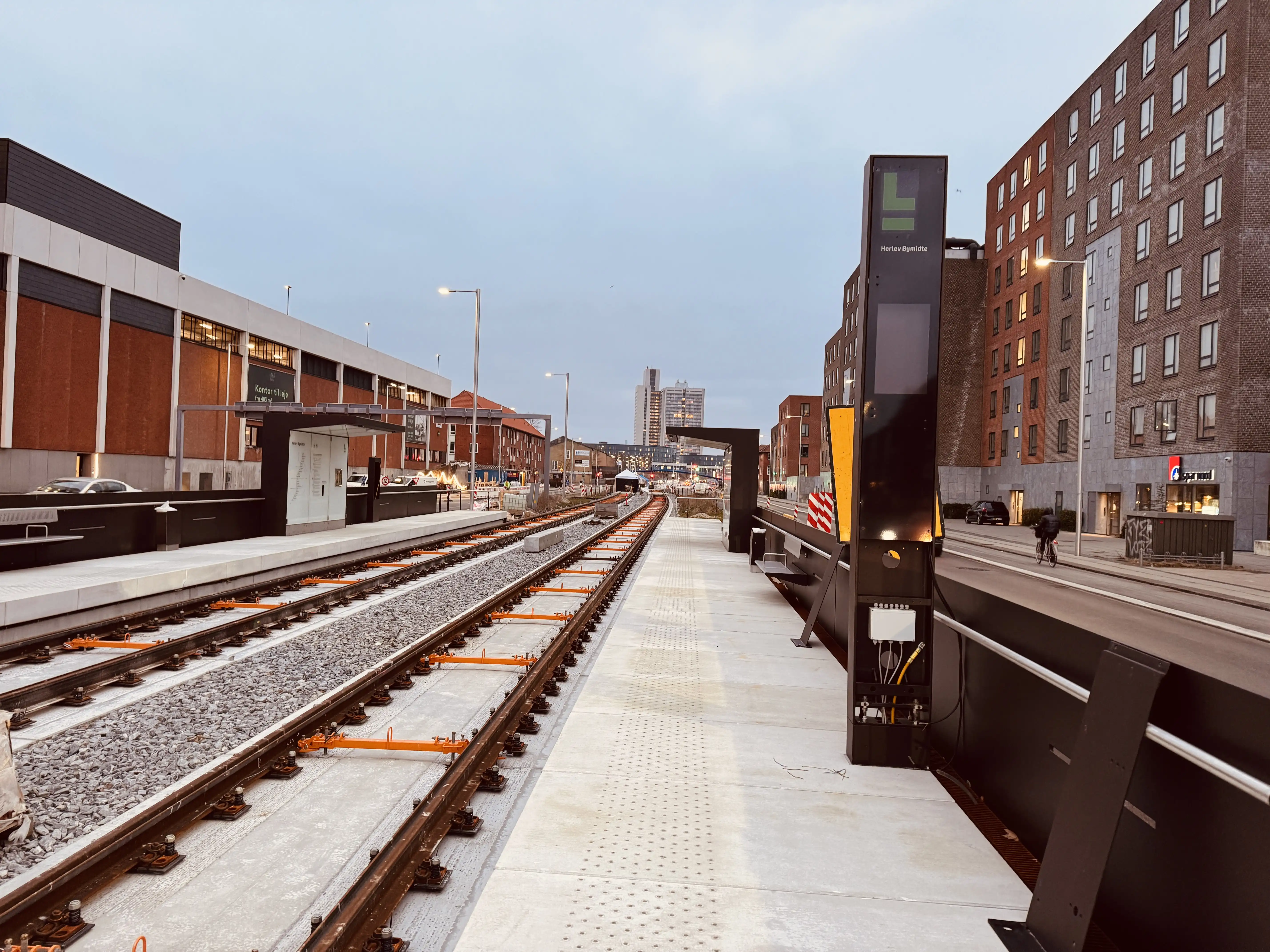 Billede af Herlev Bymidte Letbanestation. Billede af Herlev Bymidte Letbanestation.