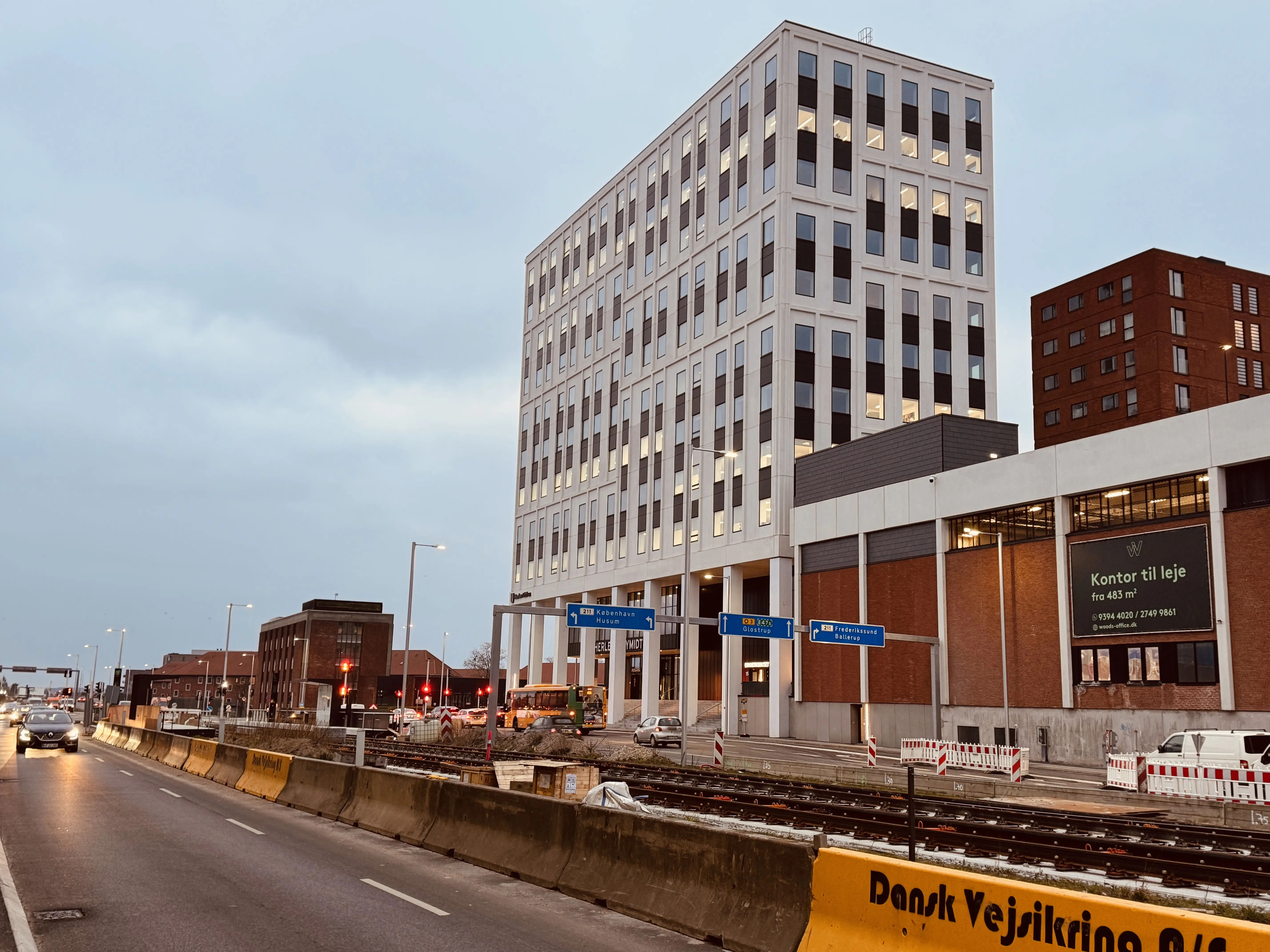 Billede af Herlev Bymidte Letbanestation. Billede af Herlev Bymidte Letbanestation.