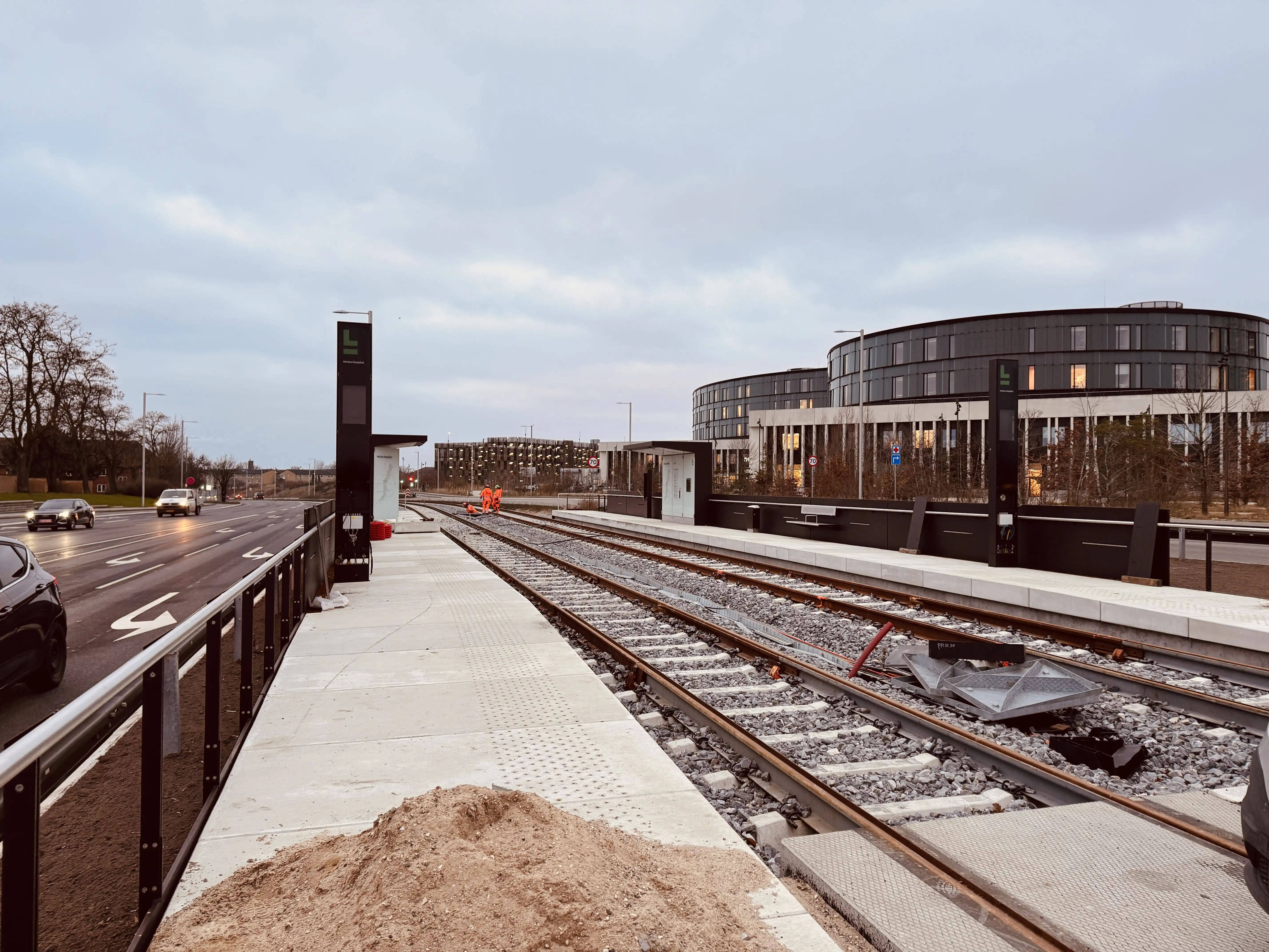 Billede af Herlev Hospital Letbanestation. Billede af Herlev Hospital Letbanestation.